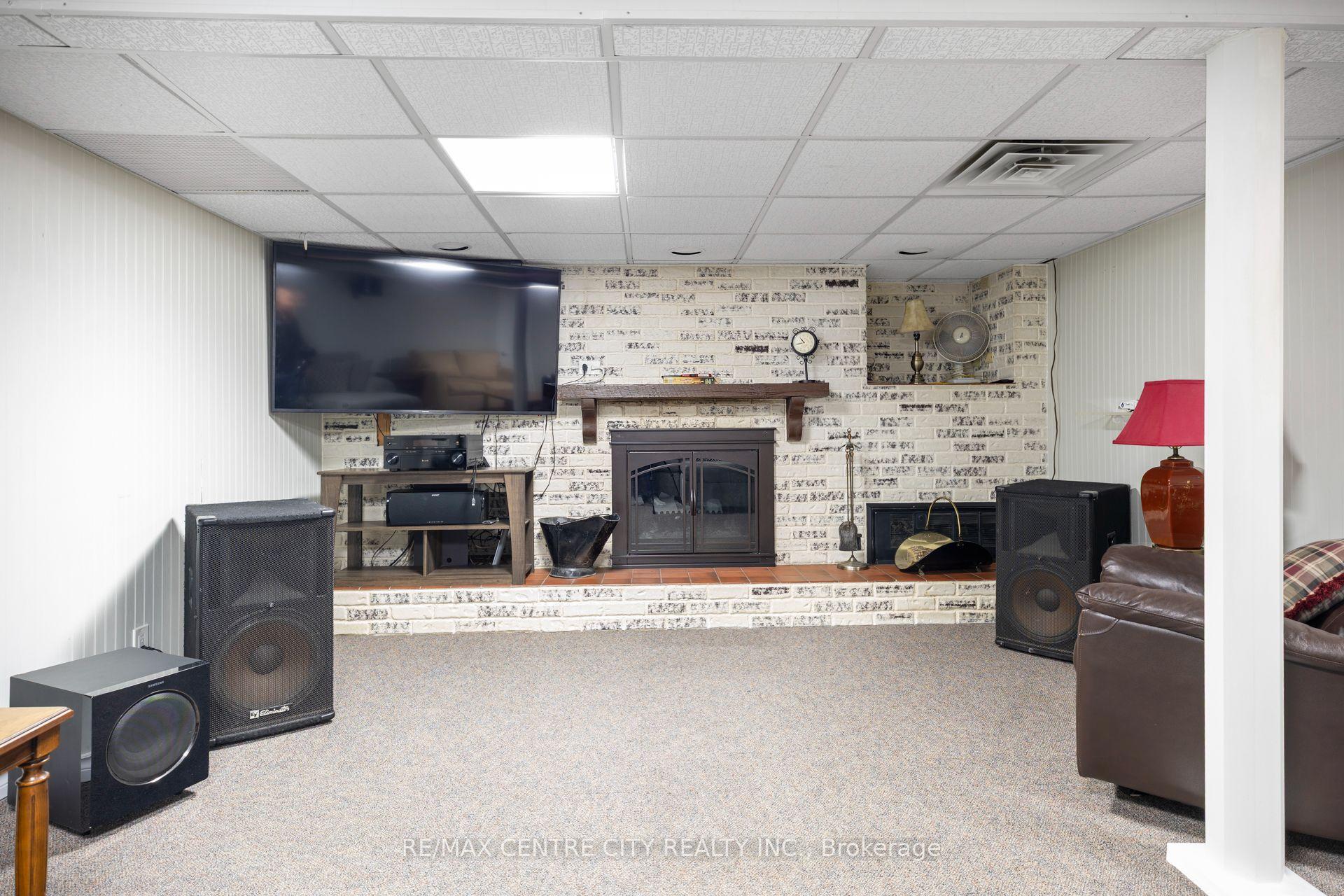 Photo 20 of 324 Carlow Road, Central Elgin, Port Stanley — HOMEH