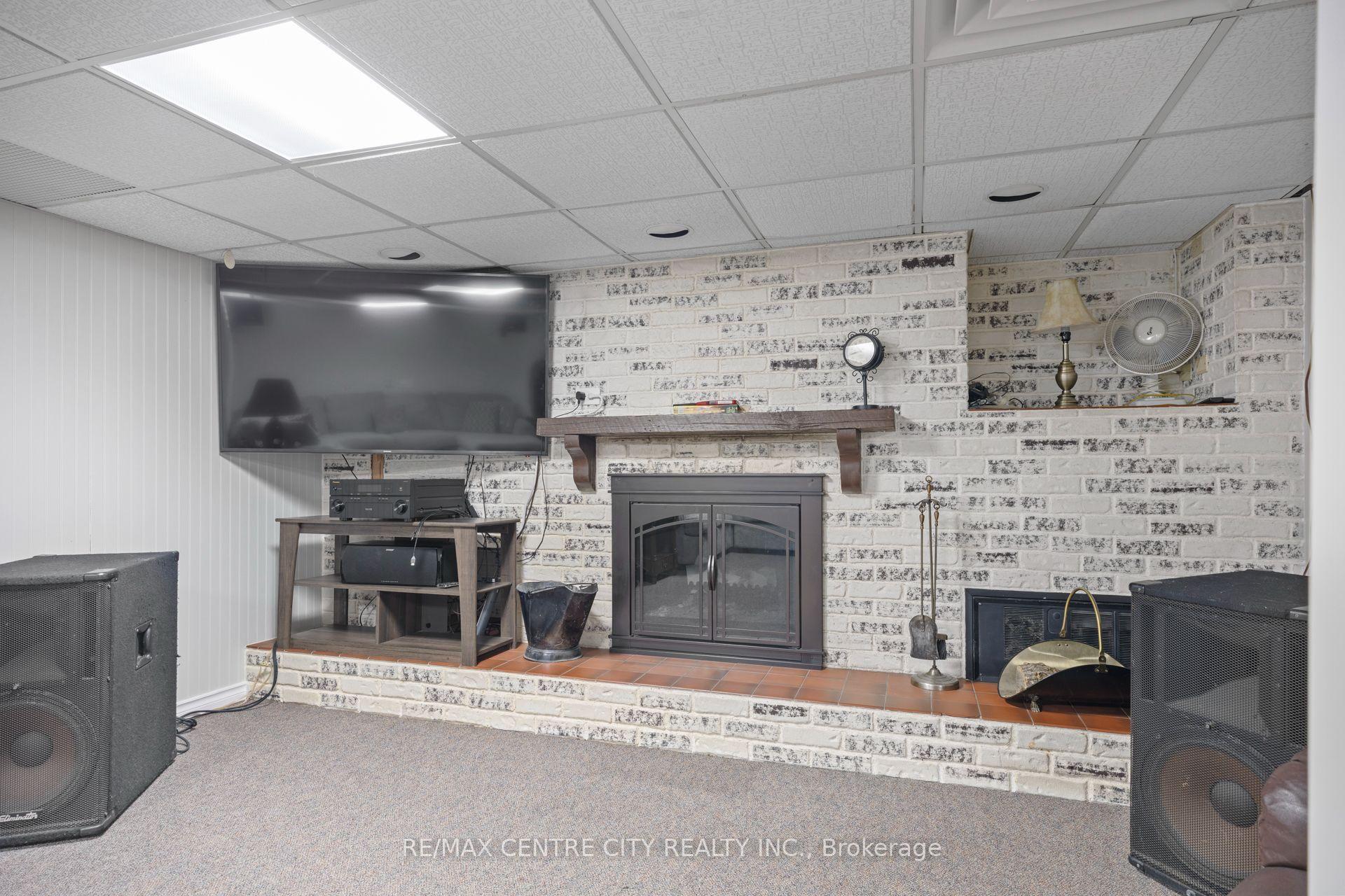 Photo 21 of 324 Carlow Road, Central Elgin, Port Stanley — HOMEH