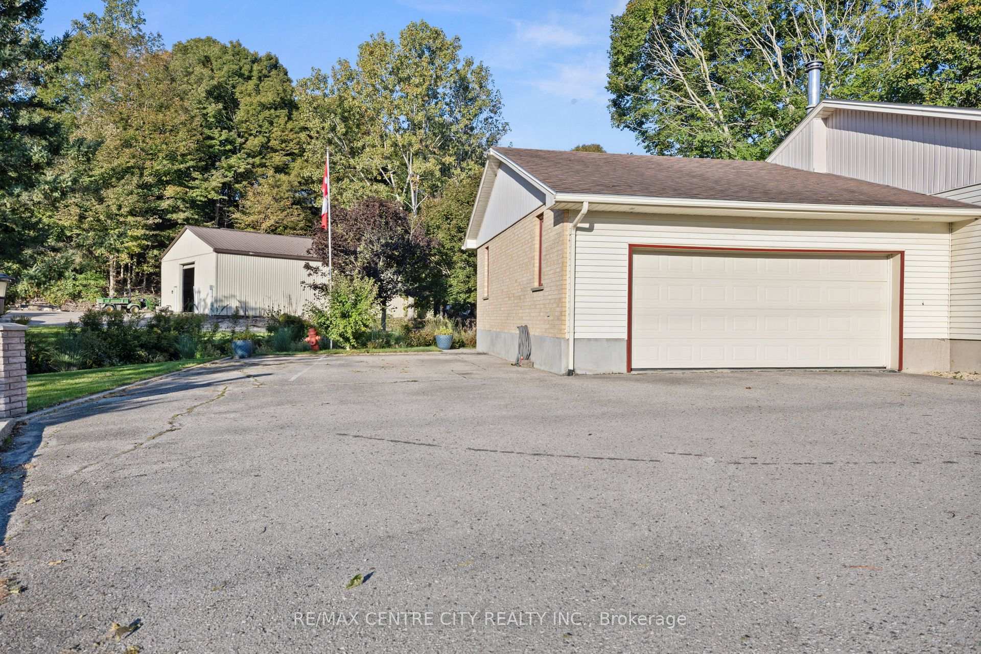 Photo 28 of 324 Carlow Road, Central Elgin, Port Stanley — HOMEH