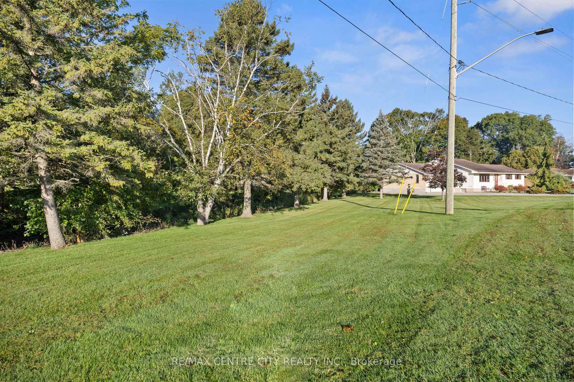 Photo 31 of 324 Carlow Road, Central Elgin, Port Stanley — HOMEH