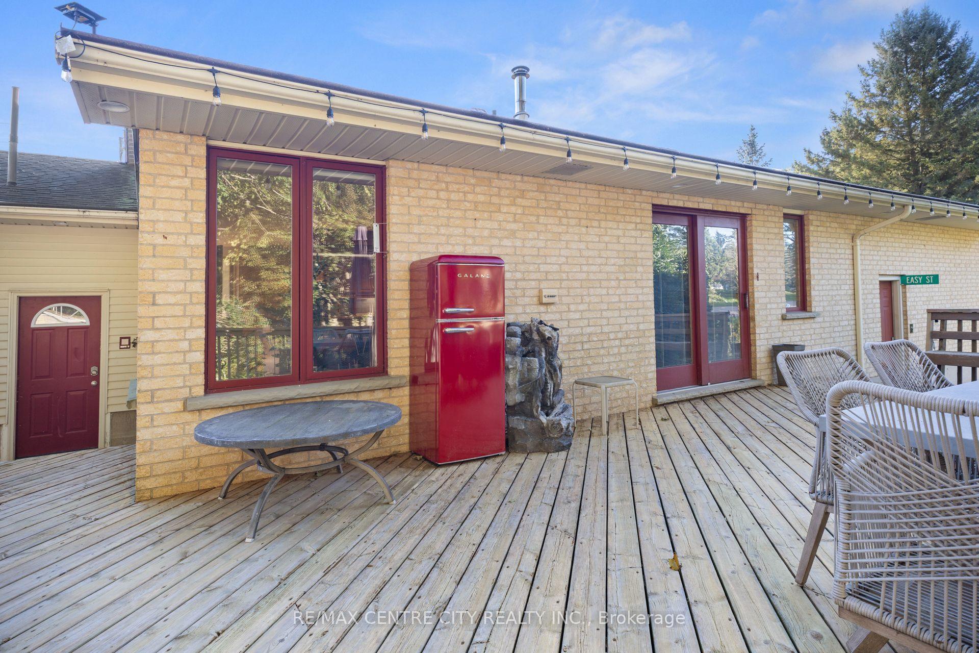 Photo 35 of 324 Carlow Road, Central Elgin, Port Stanley — HOMEH