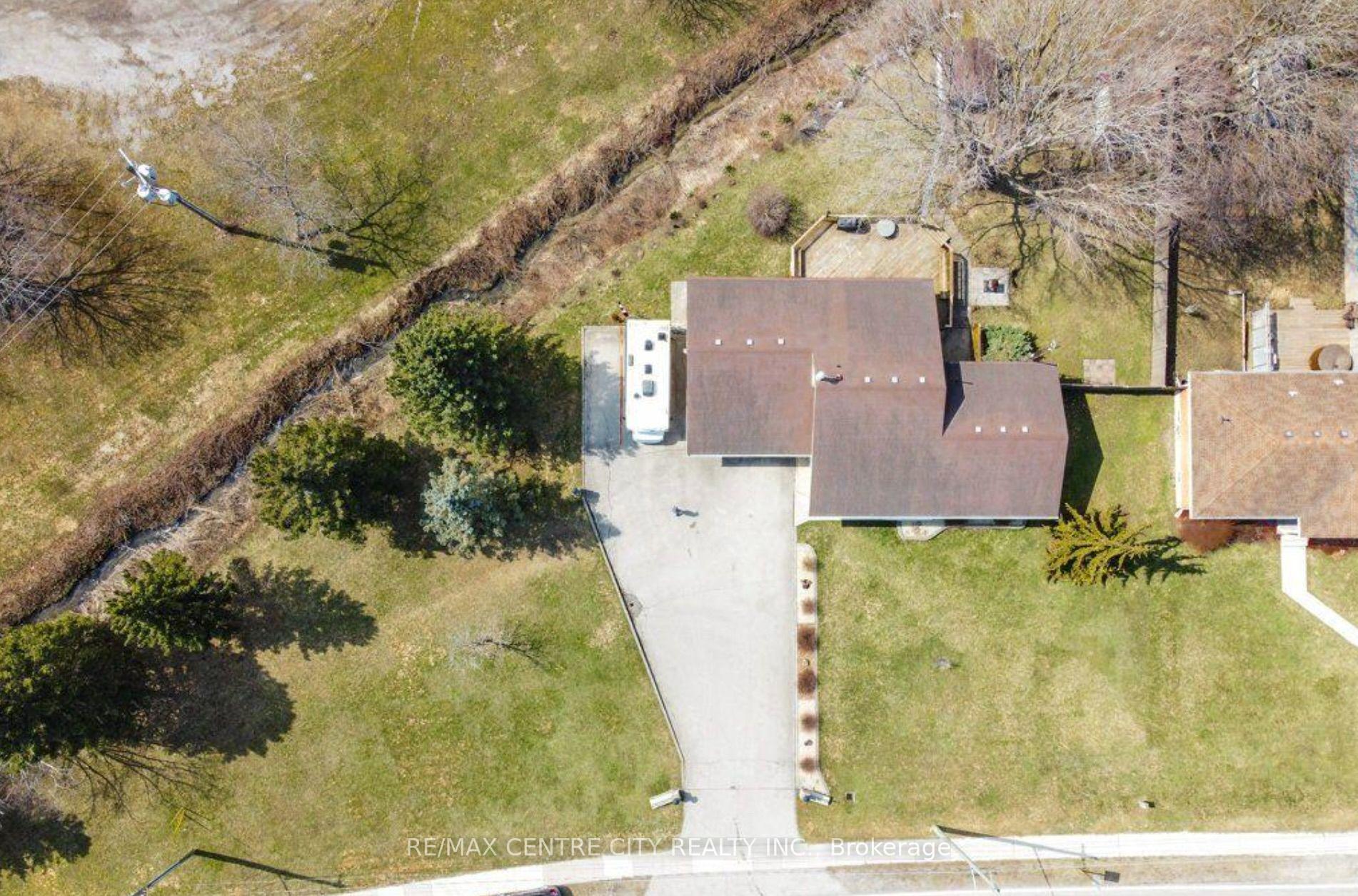 Photo 39 of 324 Carlow Road, Central Elgin, Port Stanley — HOMEH