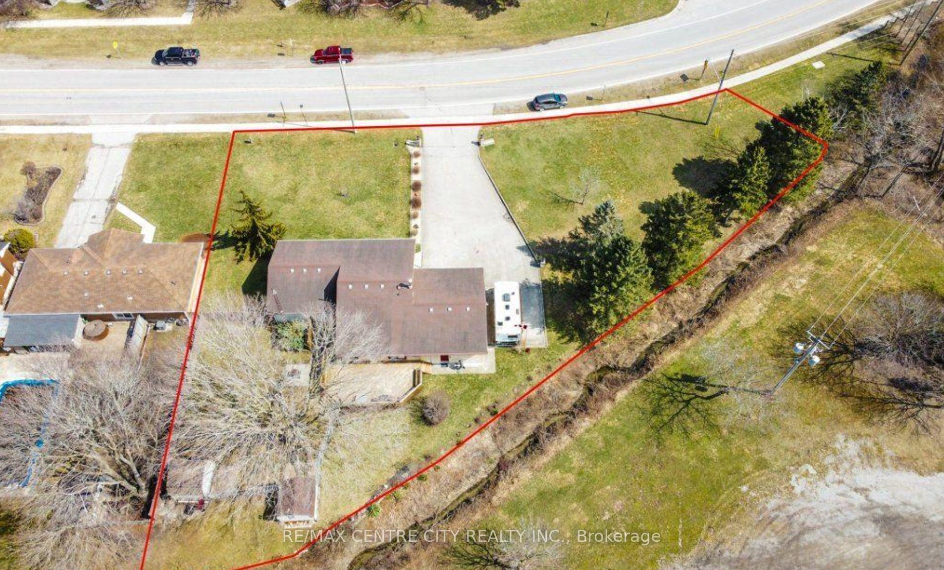 Photo 40 of 324 Carlow Road, Central Elgin, Port Stanley — HOMEH