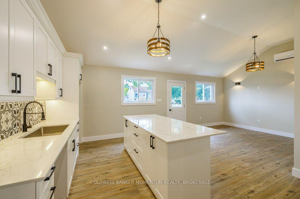 Photo 12 of 406 Hennepin Avenue, Welland, Lincoln/Crowland — HOMEH