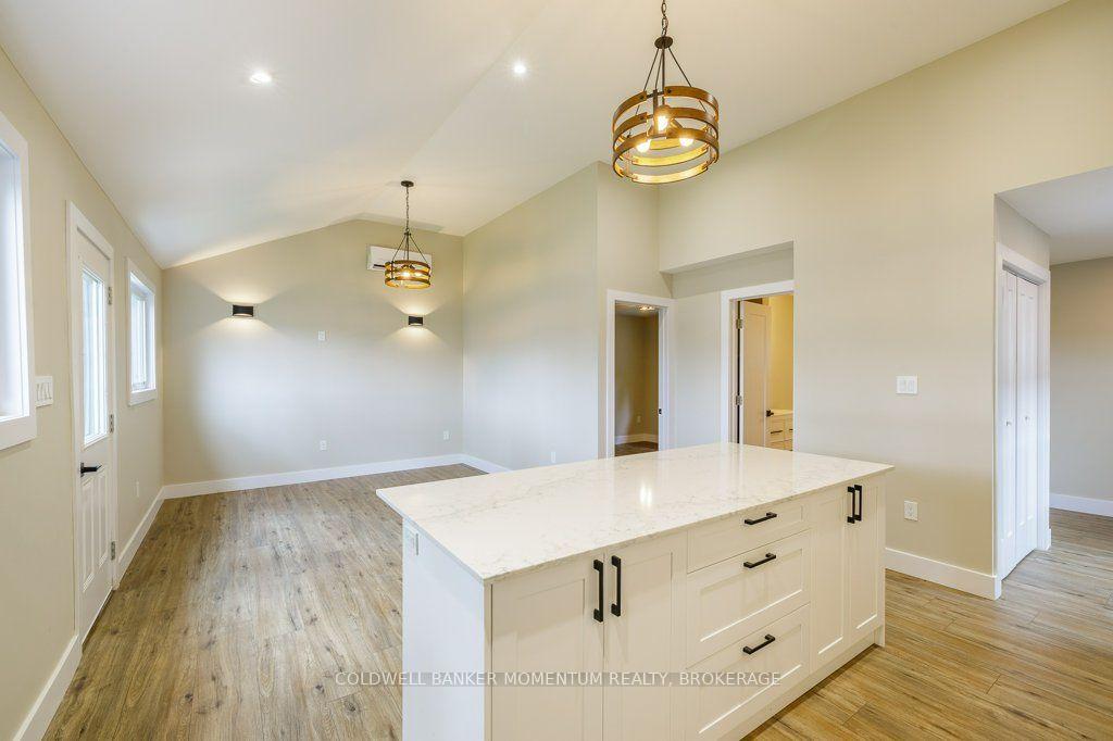 Photo 14 of 406 Hennepin Avenue, Welland, Lincoln/Crowland — HOMEH