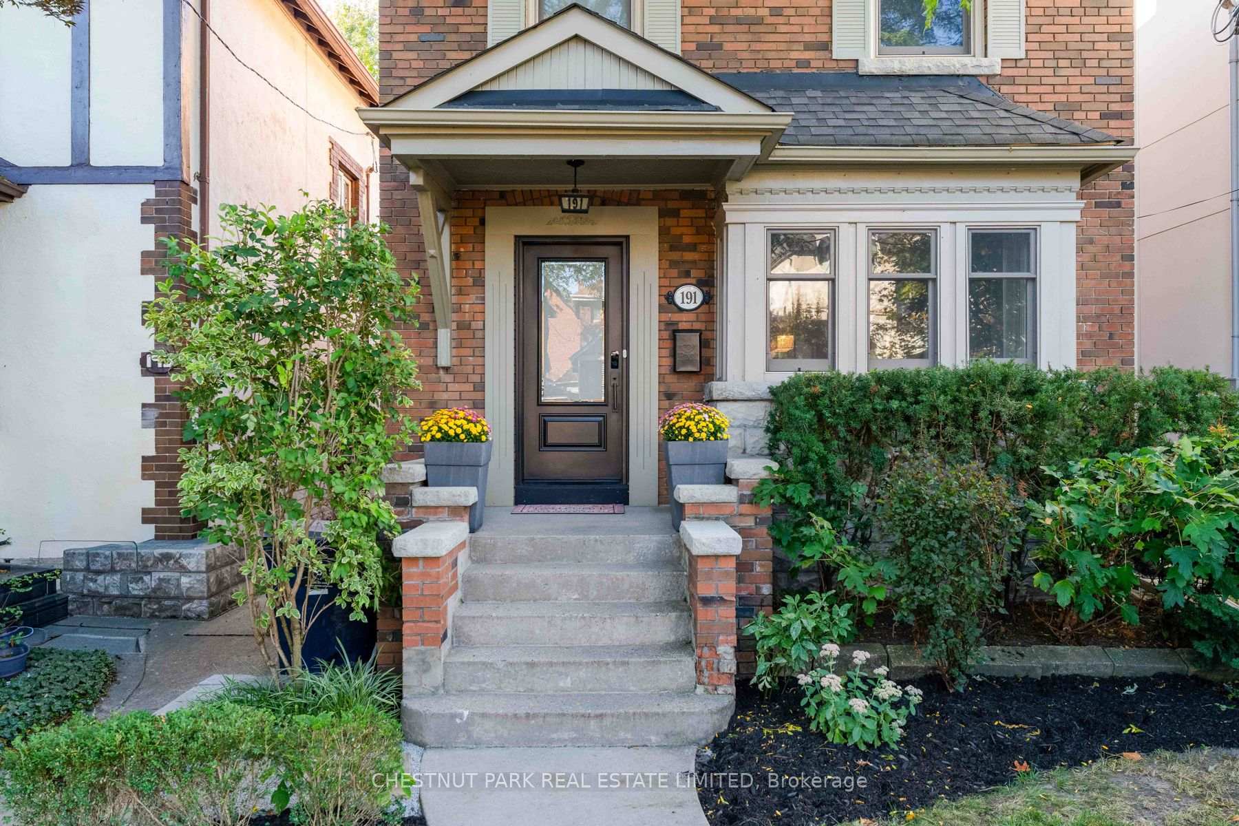 Photo 2 of 191 Wanless Avenue, Toronto, Lawrence Park North — HOMEH