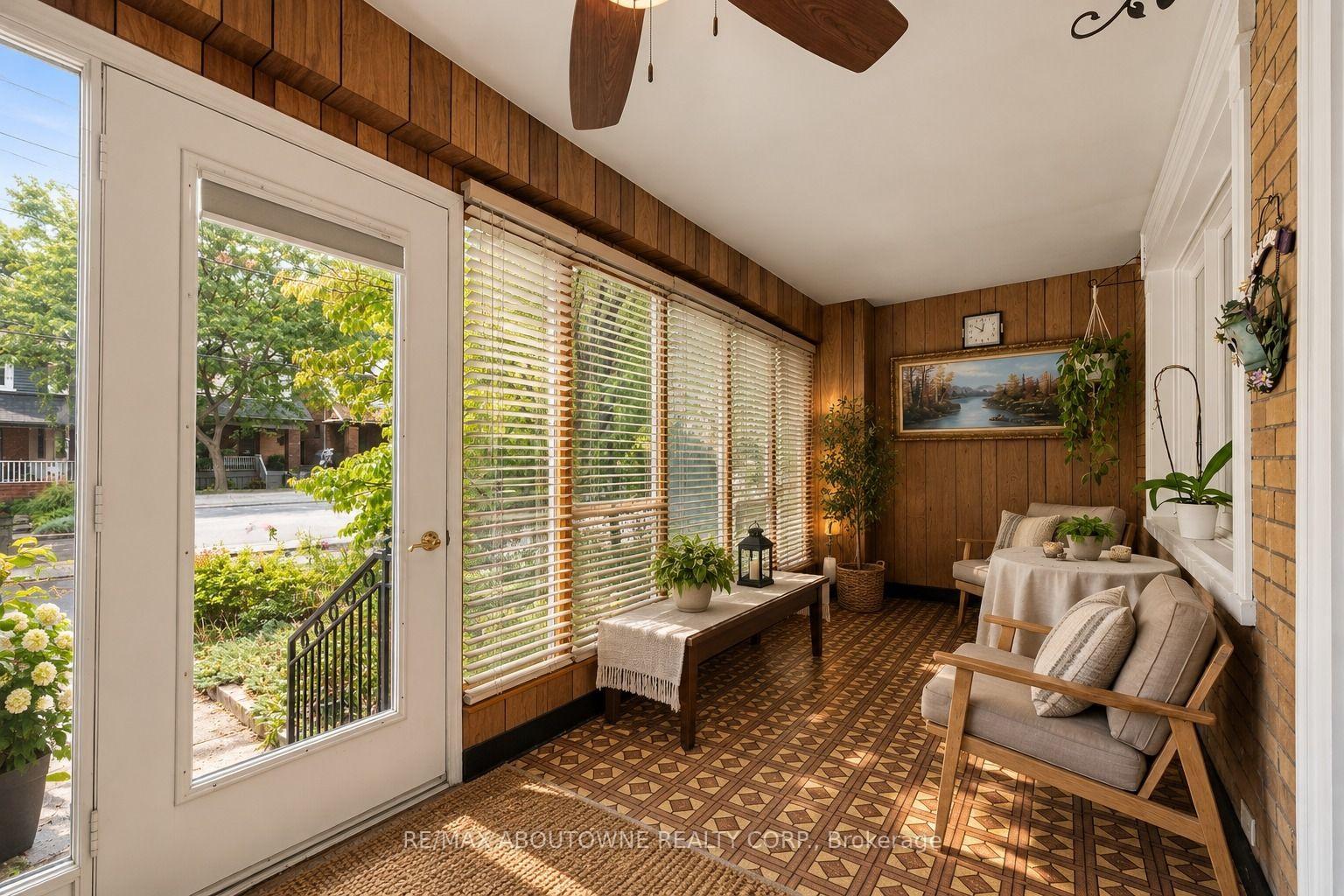 Photo 4 of 319 Durie Street, Toronto, Runnymede-Bloor West Village — HOMEH