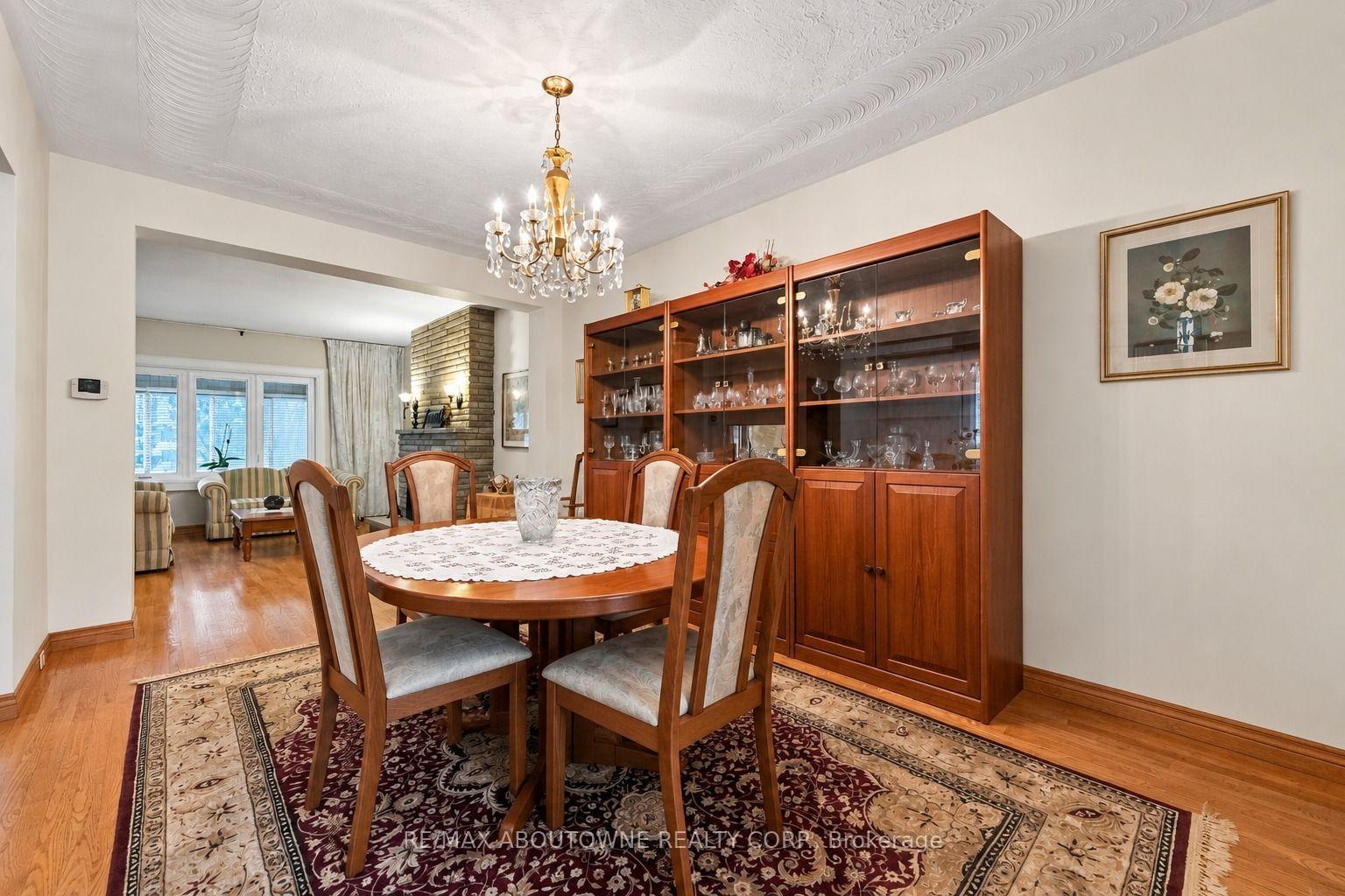 Photo 13 of 319 Durie Street, Toronto, Runnymede-Bloor West Village — HOMEH