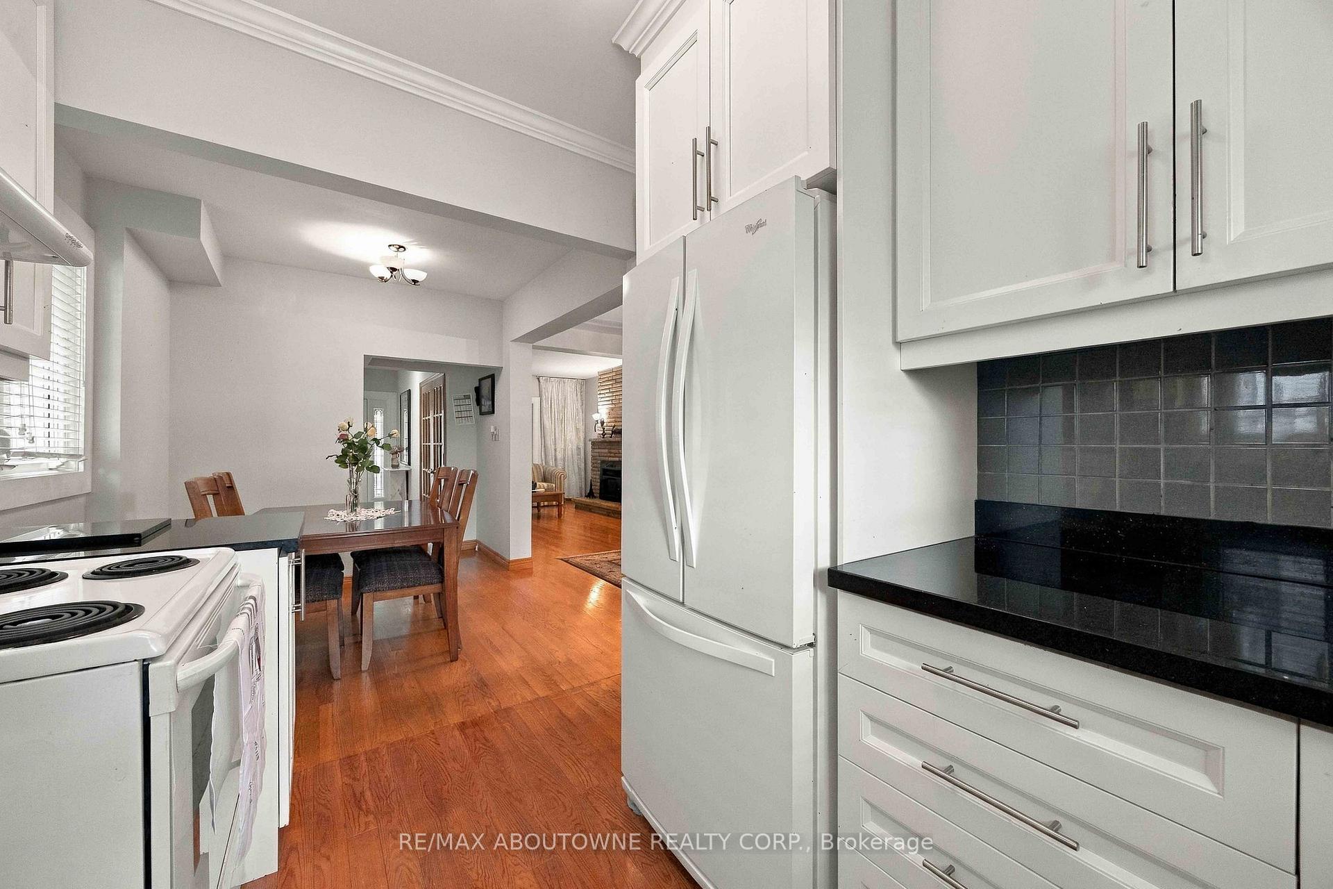 Photo 20 of 319 Durie Street, Toronto, Runnymede-Bloor West Village — HOMEH