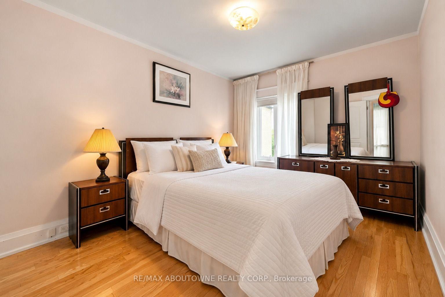 Photo 25 of 319 Durie Street, Toronto, Runnymede-Bloor West Village — HOMEH