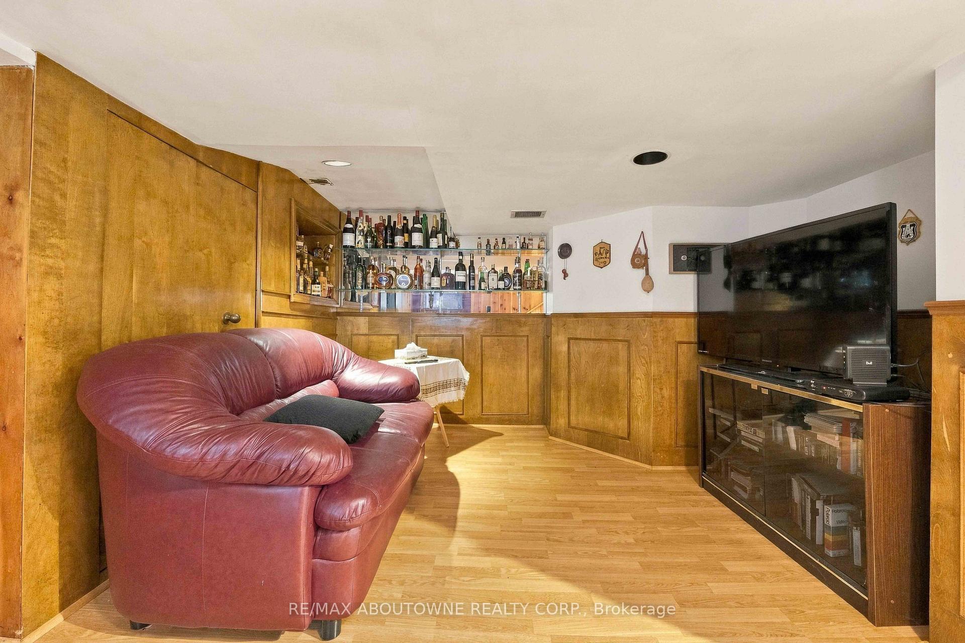 Photo 36 of 319 Durie Street, Toronto, Runnymede-Bloor West Village — HOMEH