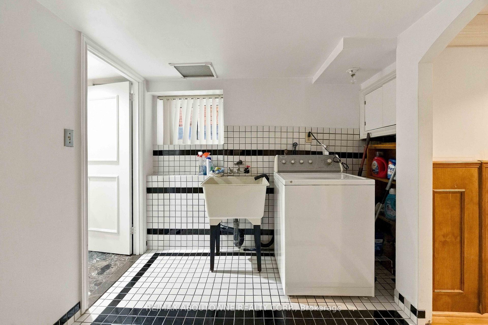 Photo 41 of 319 Durie Street, Toronto, Runnymede-Bloor West Village — HOMEH