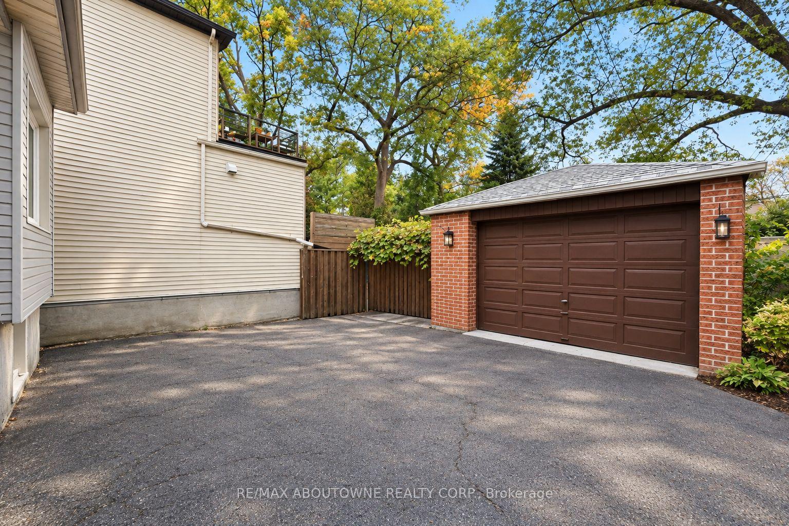 Photo 45 of 319 Durie Street, Toronto, Runnymede-Bloor West Village — HOMEH