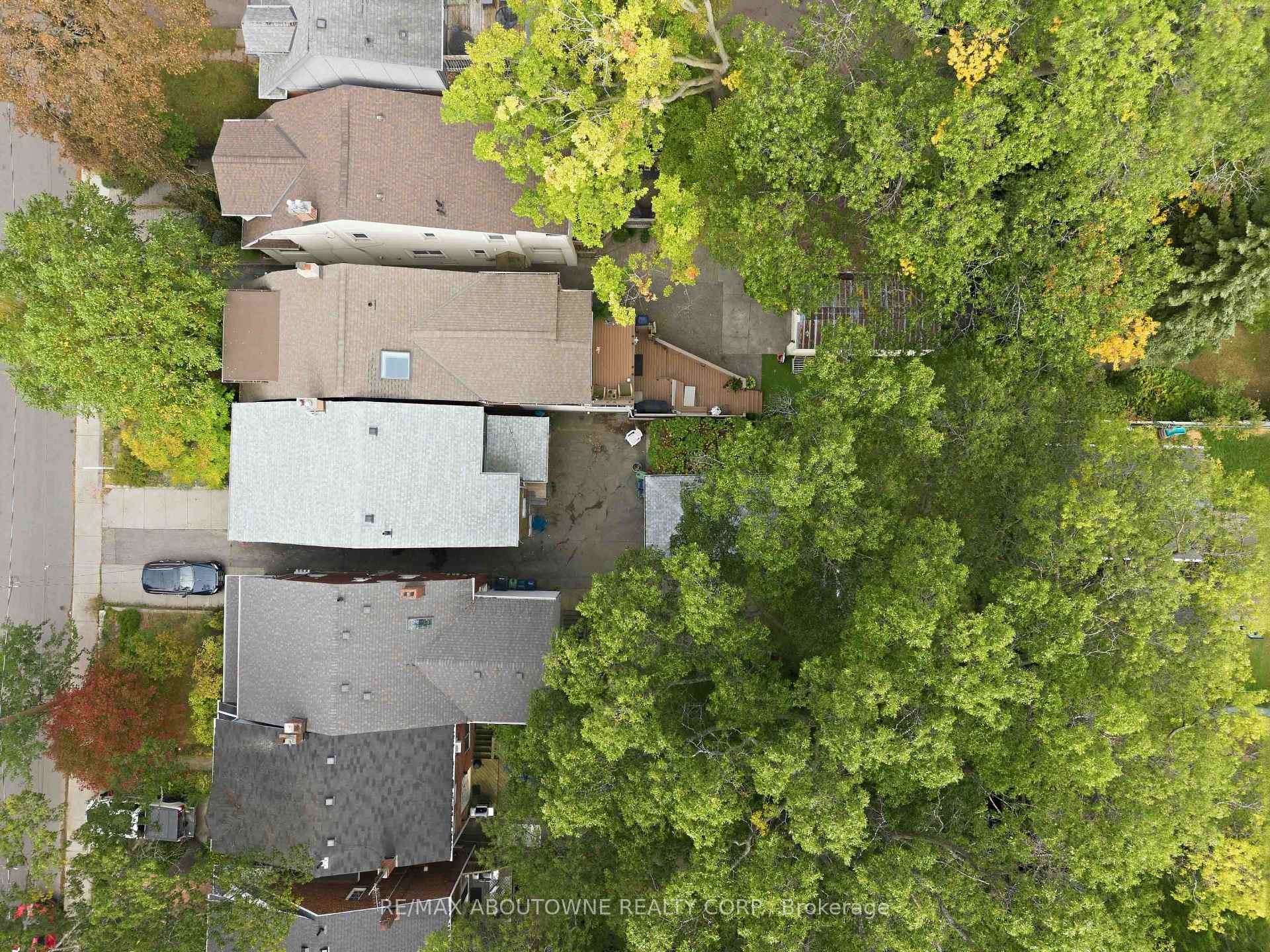 Photo 53 of 319 Durie Street, Toronto, Runnymede-Bloor West Village — HOMEH