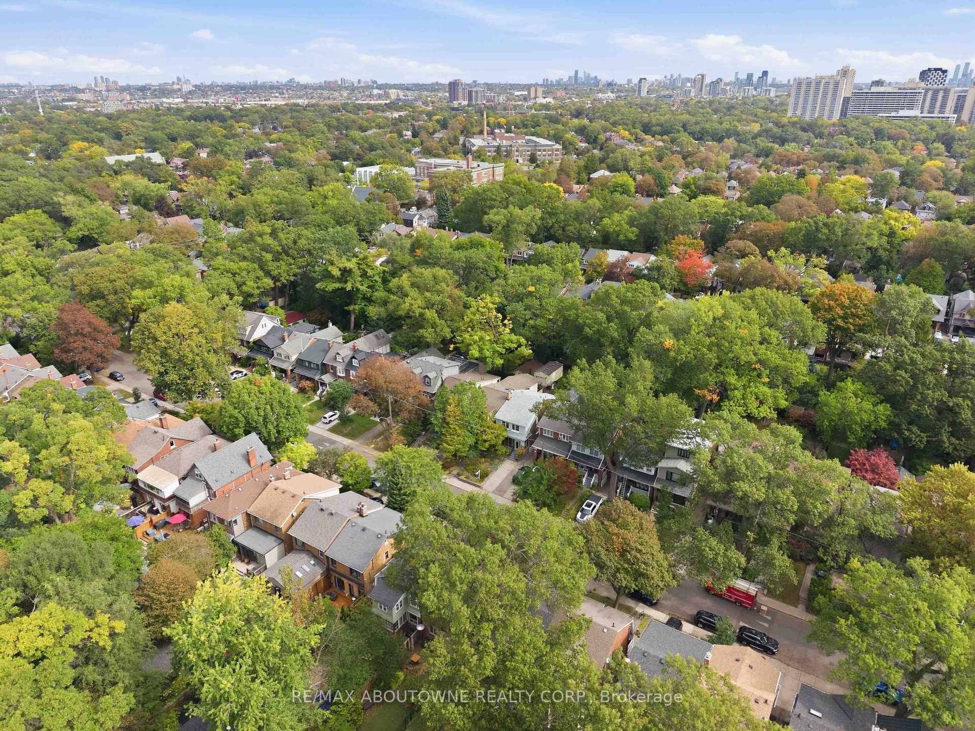 Photo 58 of 319 Durie Street, Toronto, Runnymede-Bloor West Village — HOMEH