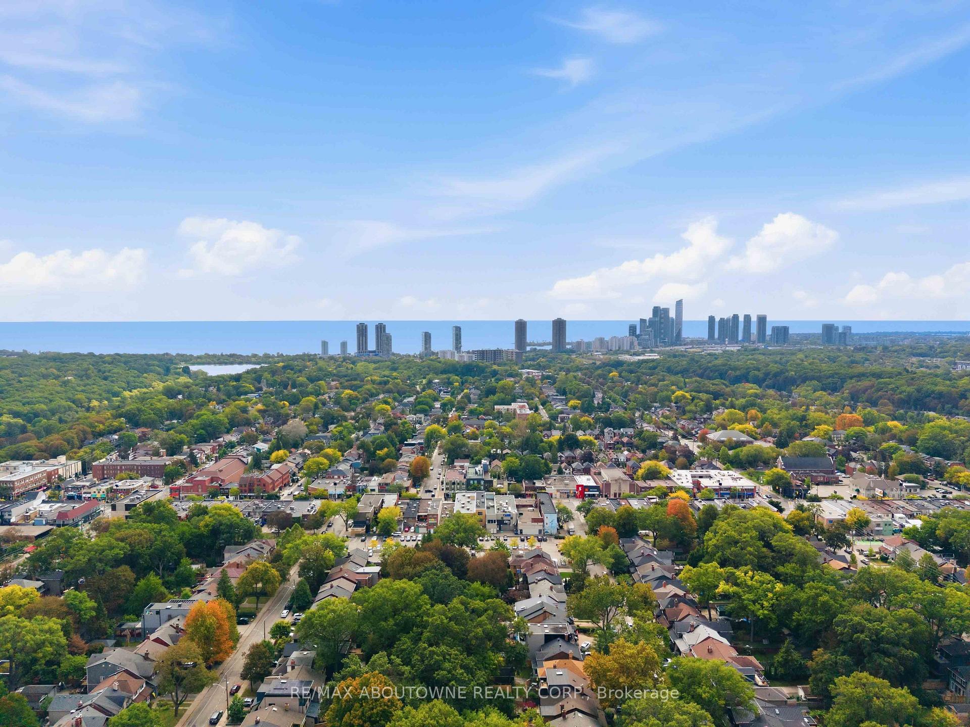 Photo 60 of 319 Durie Street, Toronto, Runnymede-Bloor West Village — HOMEH