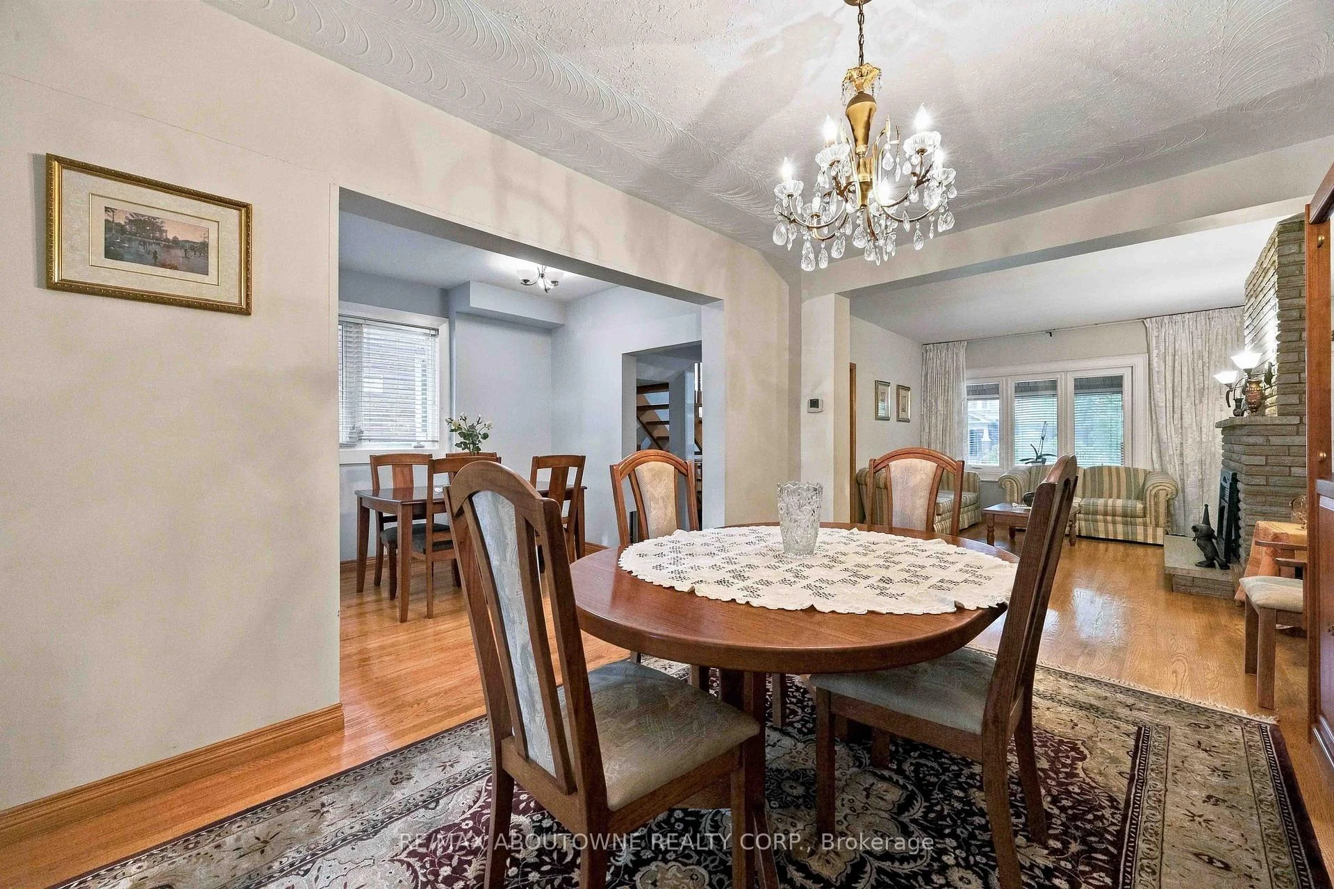 Photo 12 of 319 Durie Street, Toronto, Runnymede-Bloor West Village — HOMEH