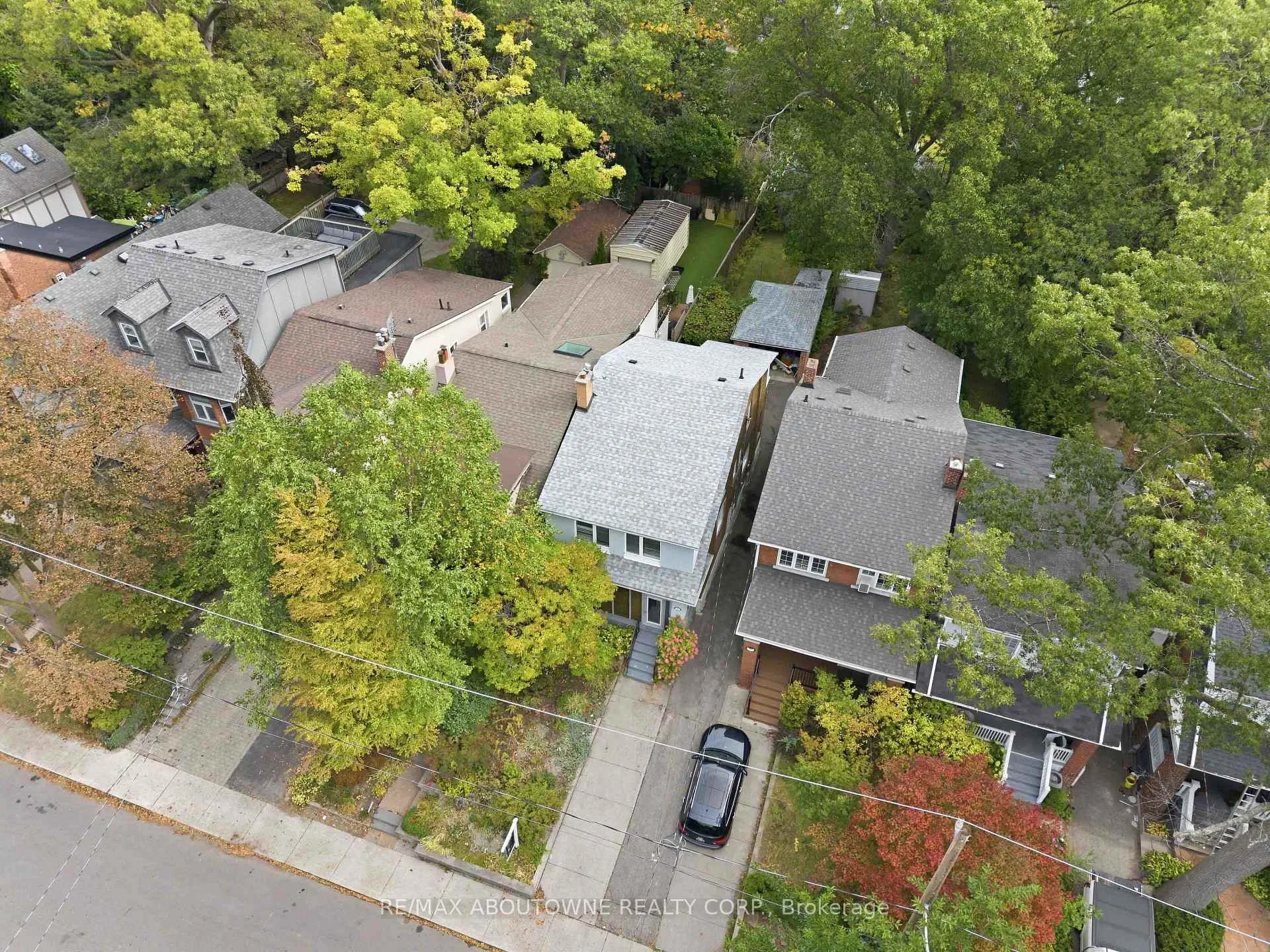 Photo 52 of 319 Durie Street, Toronto, Runnymede-Bloor West Village — HOMEH