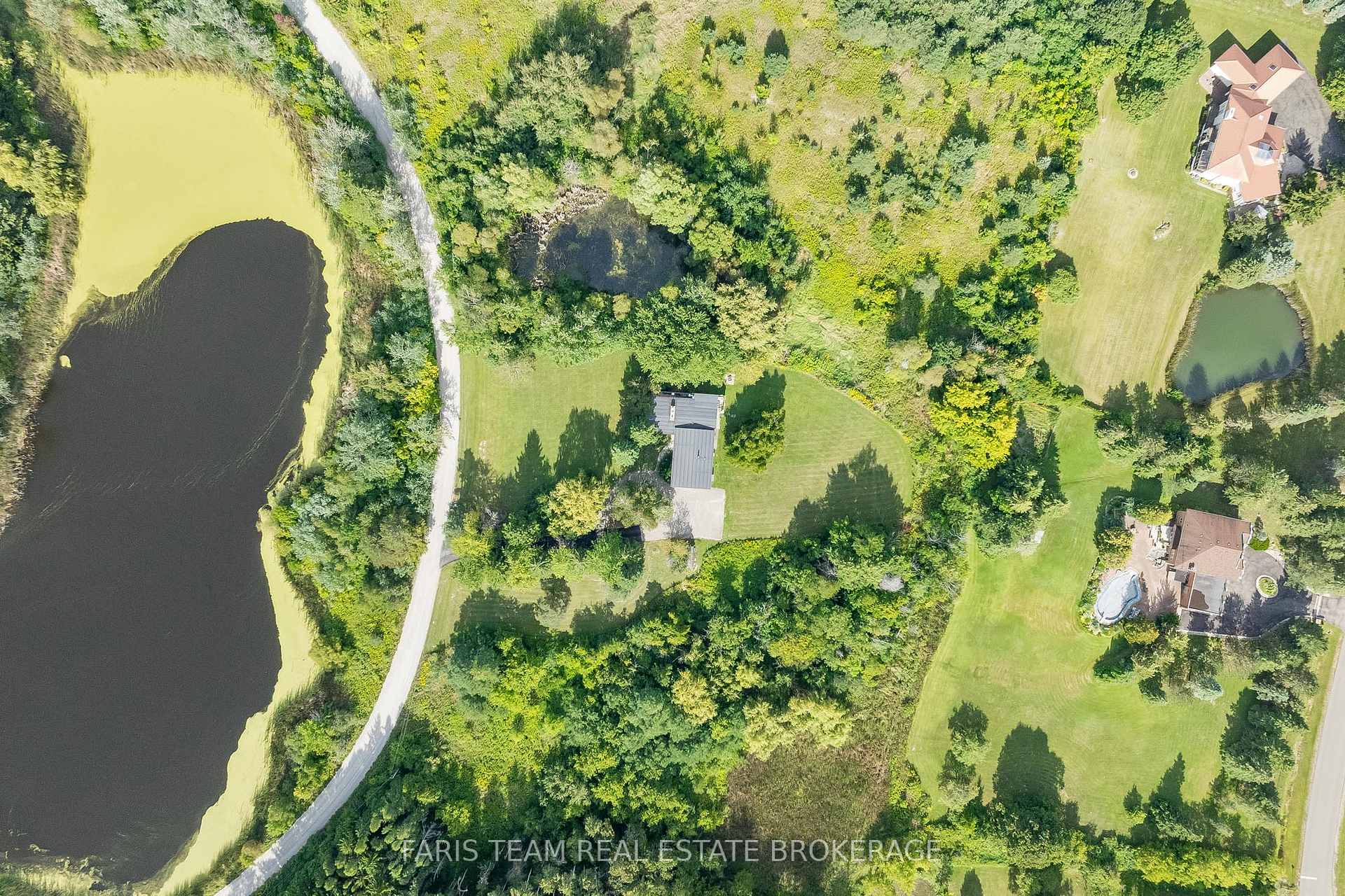 Photo 42 of 175 South Summit Farm Road, King, King City — HOMEH