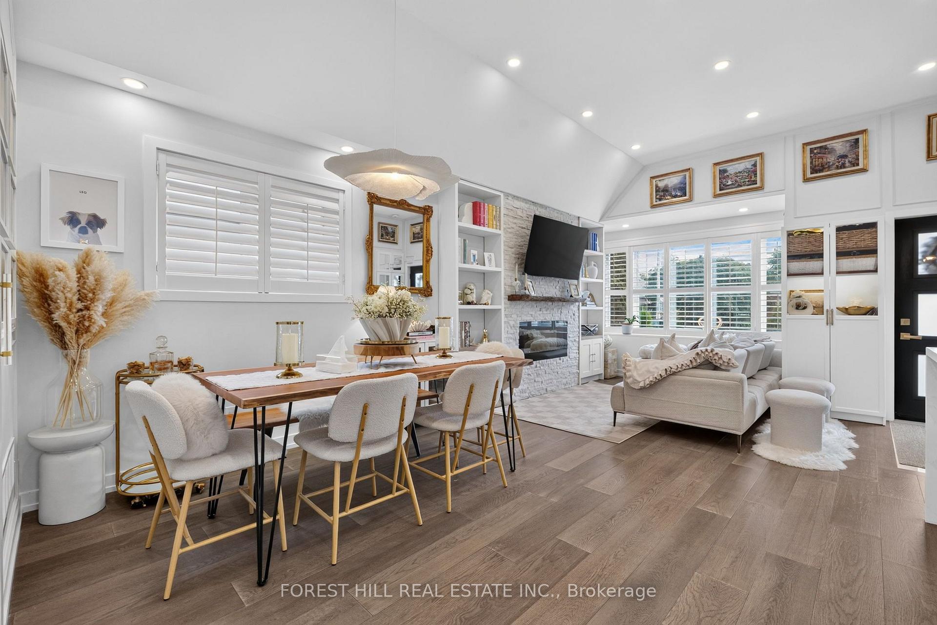 Photo 10 of 346 O'Connor Drive, Toronto, East York — HOMEH
