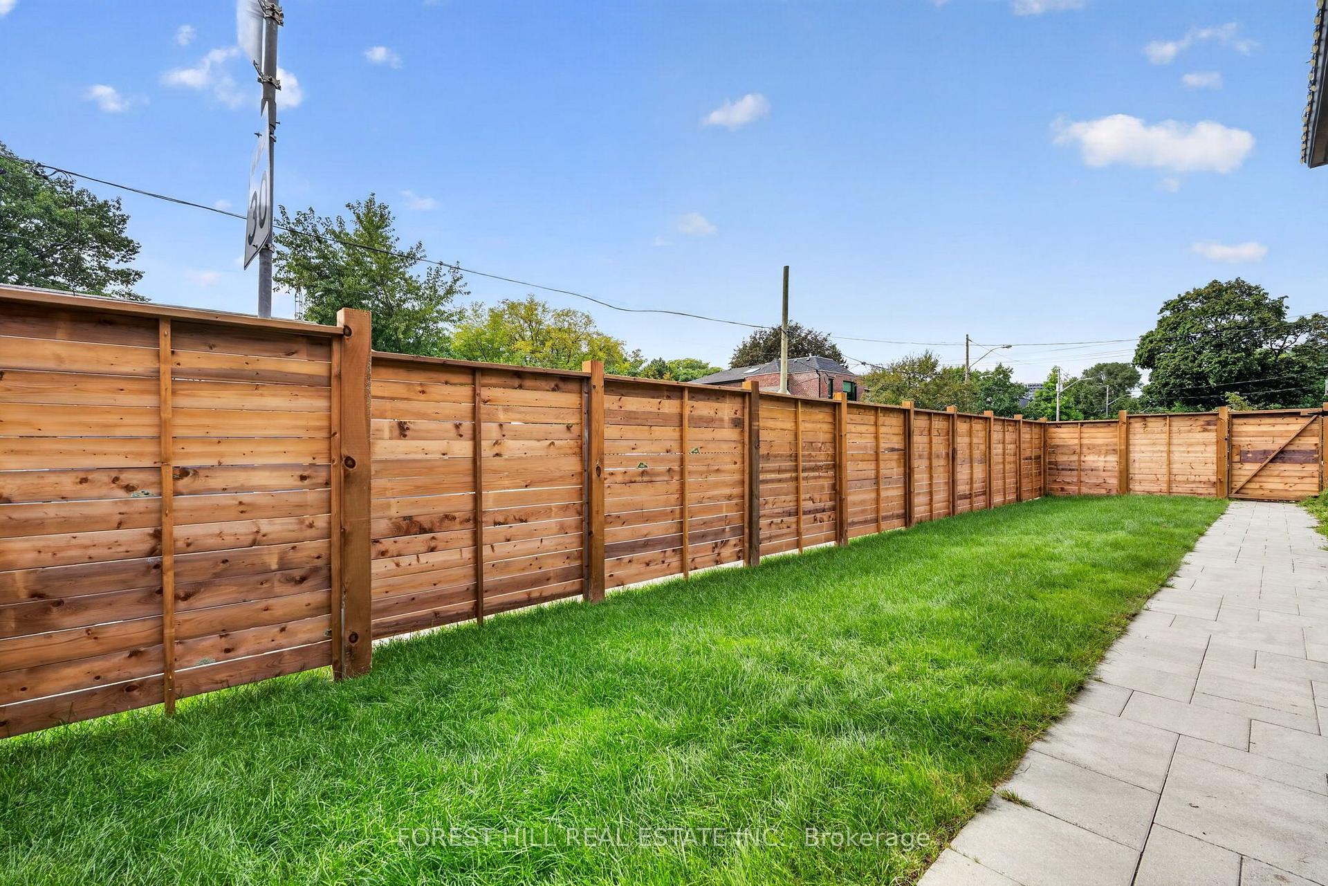 Photo 34 of 346 O'Connor Drive, Toronto, East York — HOMEH