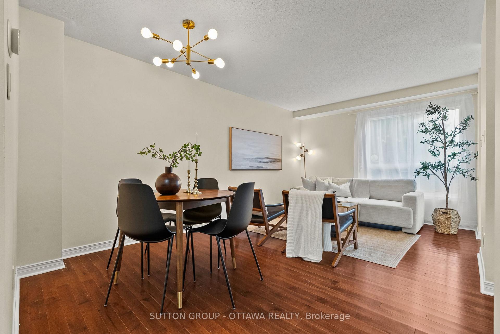 Photo 9 of 48 Kalbrook Street, Ottawa, Kanata - Kanata Lakes/Heritage Hills — HOMEH