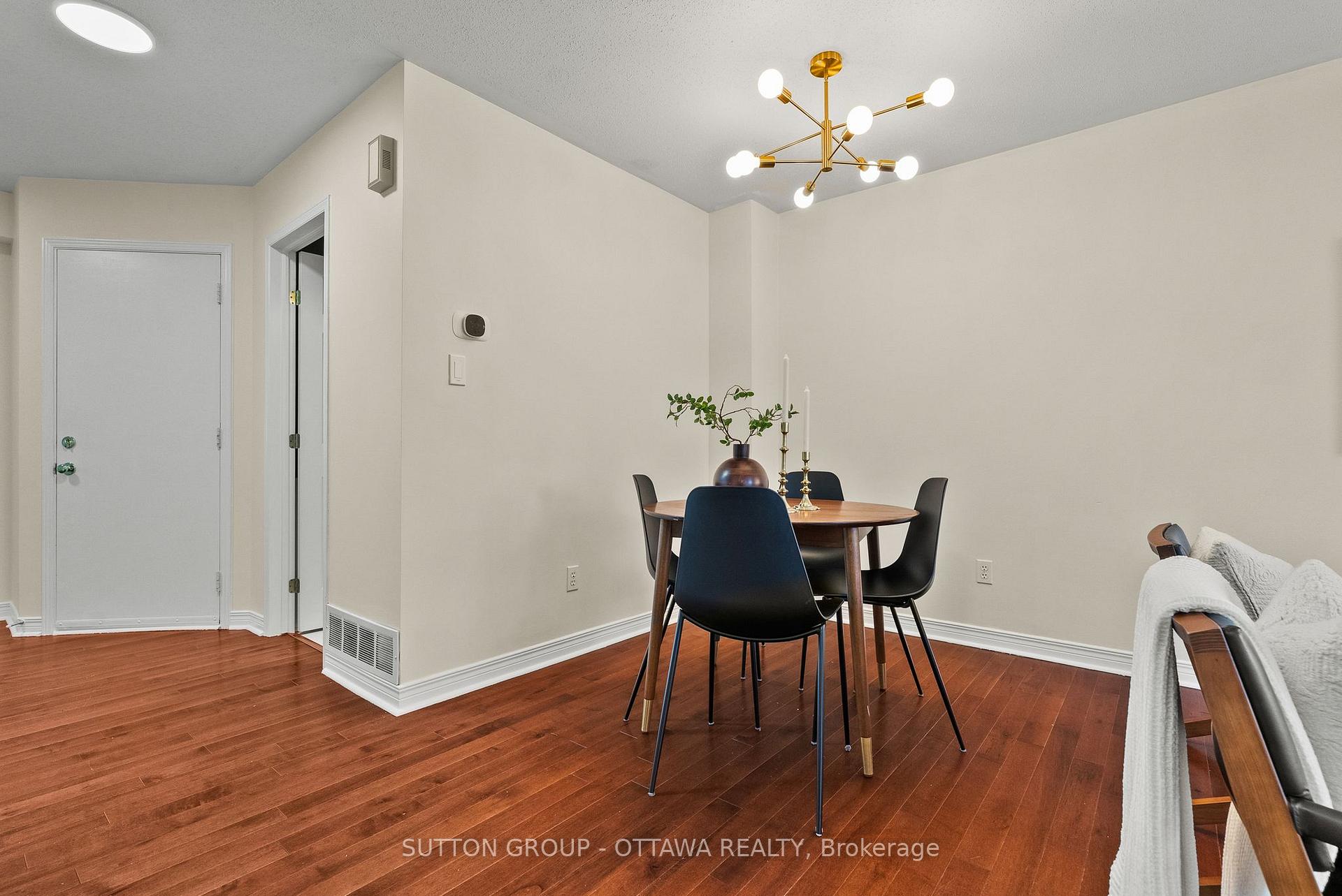 Photo 10 of 48 Kalbrook Street, Ottawa, Kanata - Kanata Lakes/Heritage Hills — HOMEH