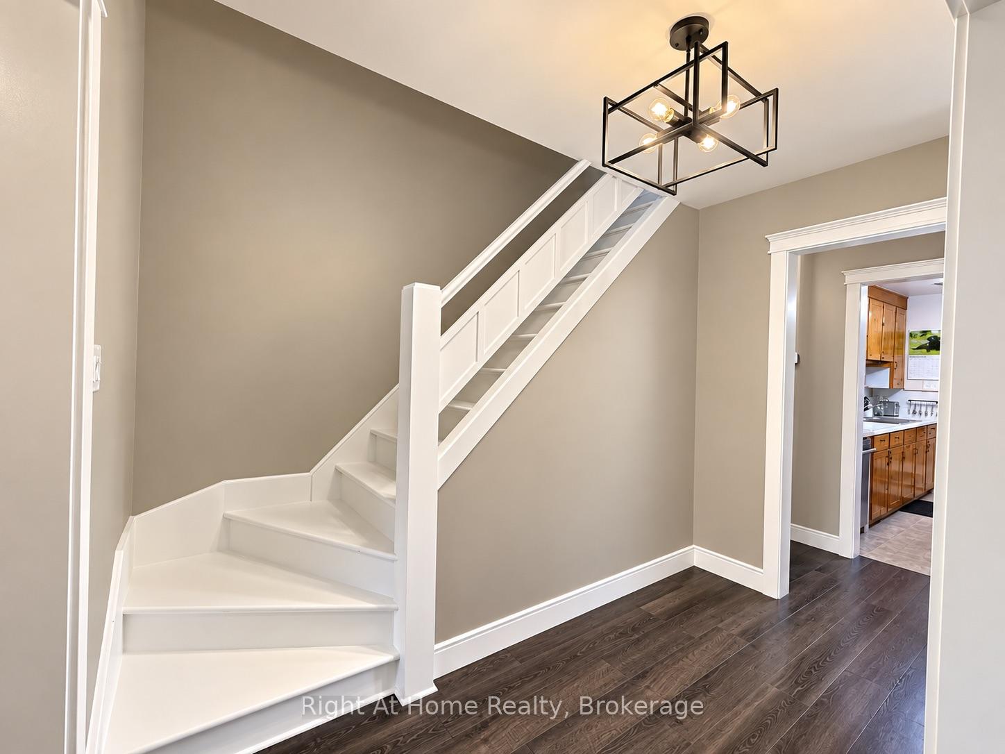 Photo 11 of 129 Marlborough Street, Thunder Bay, Mariday Heights — HOMEH
