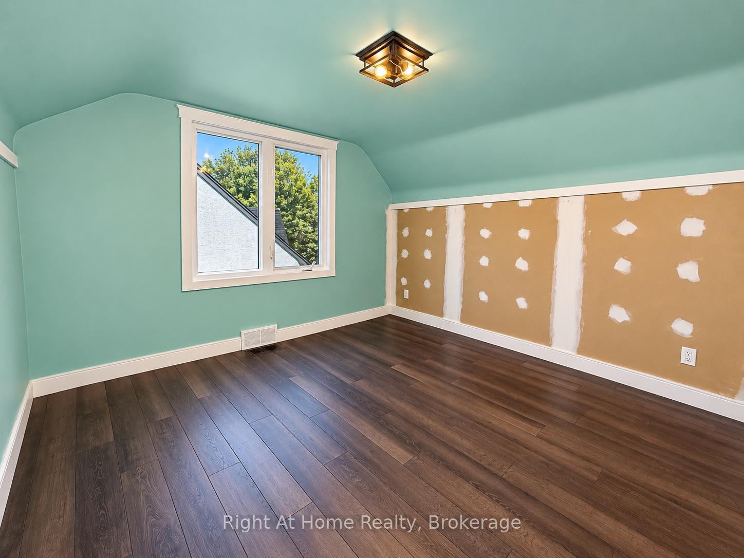 Photo 27 of 129 Marlborough Street, Thunder Bay, Mariday Heights — HOMEH