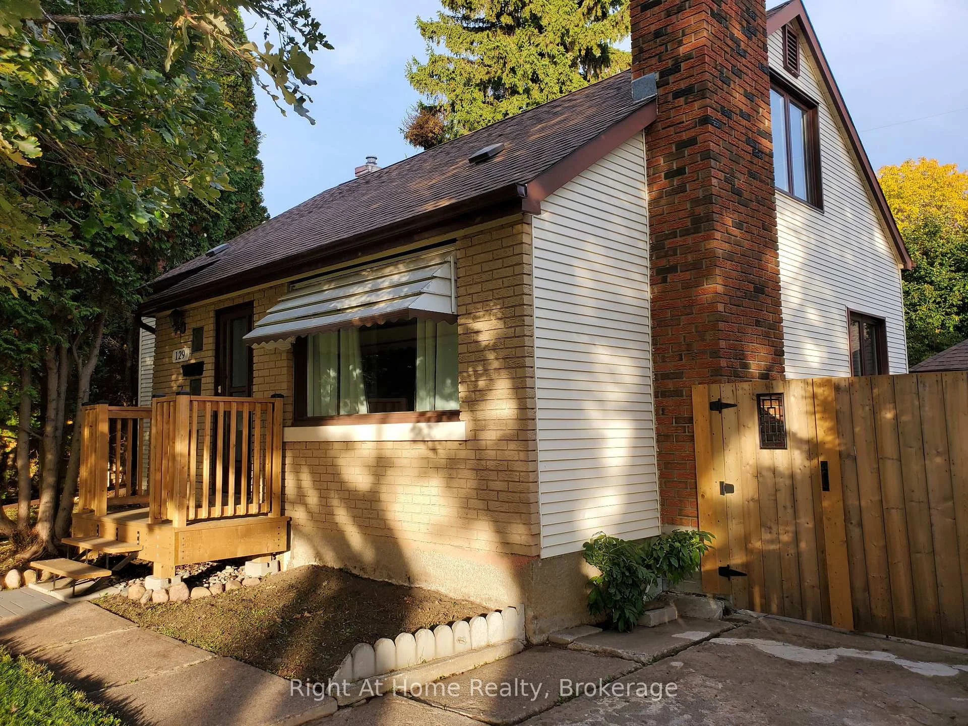 Photo 2 of 129 Marlborough Street, Thunder Bay, Mariday Heights — HOMEH