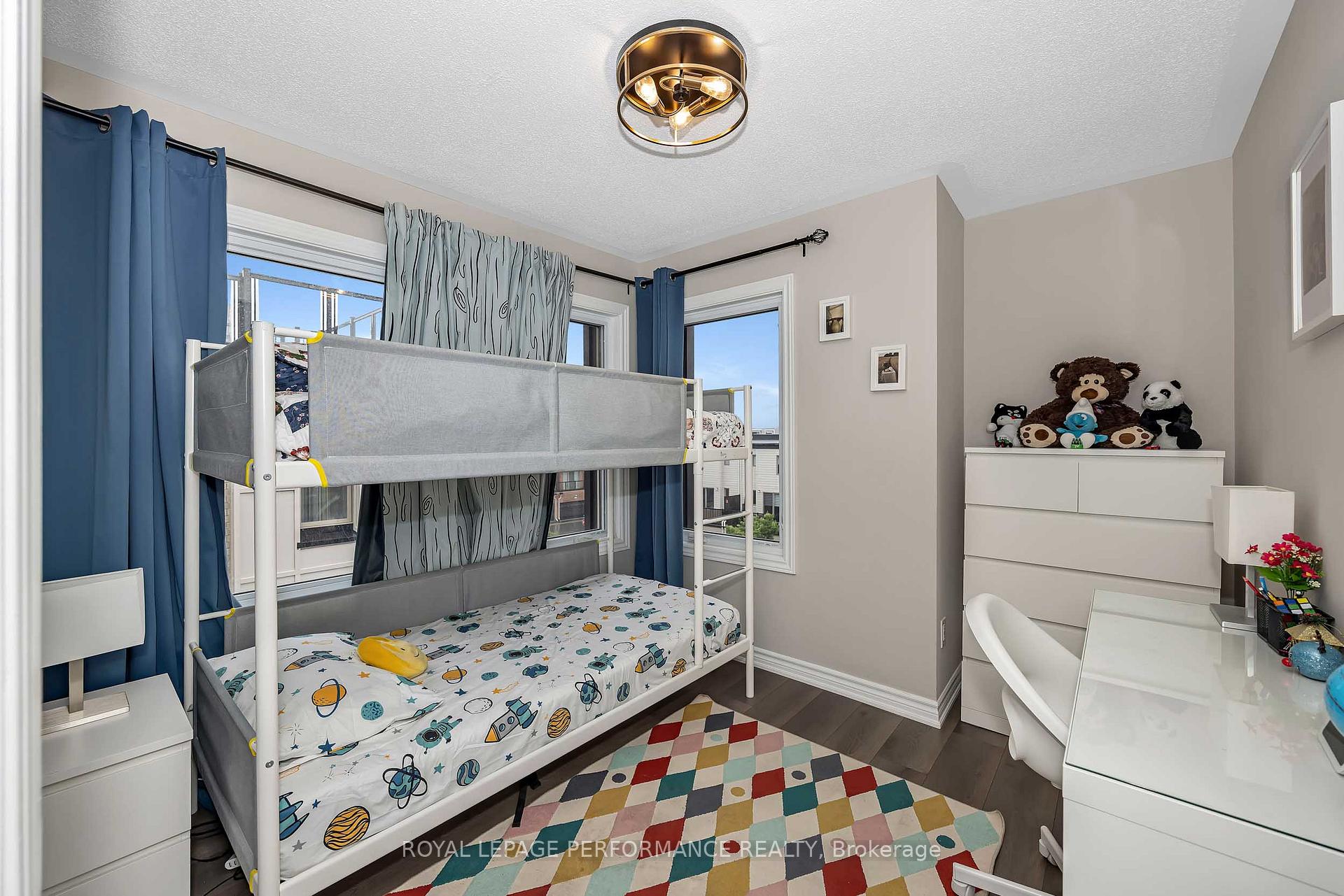 Photo 19 of 547 Ozawa Private, Ottawa, CFB Rockcliffe and Area — HOMEH