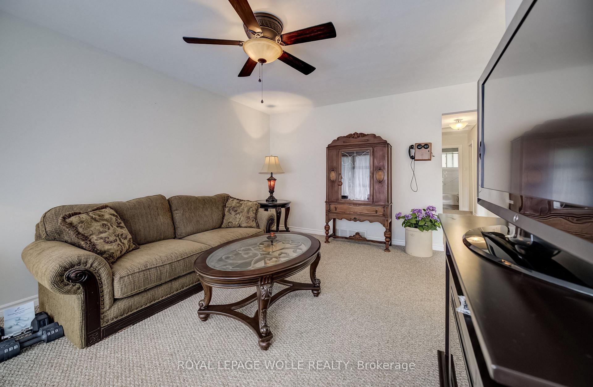 Photo 4 of 144 Holborn Drive, Kitchener, Stanley Park — HOMEH