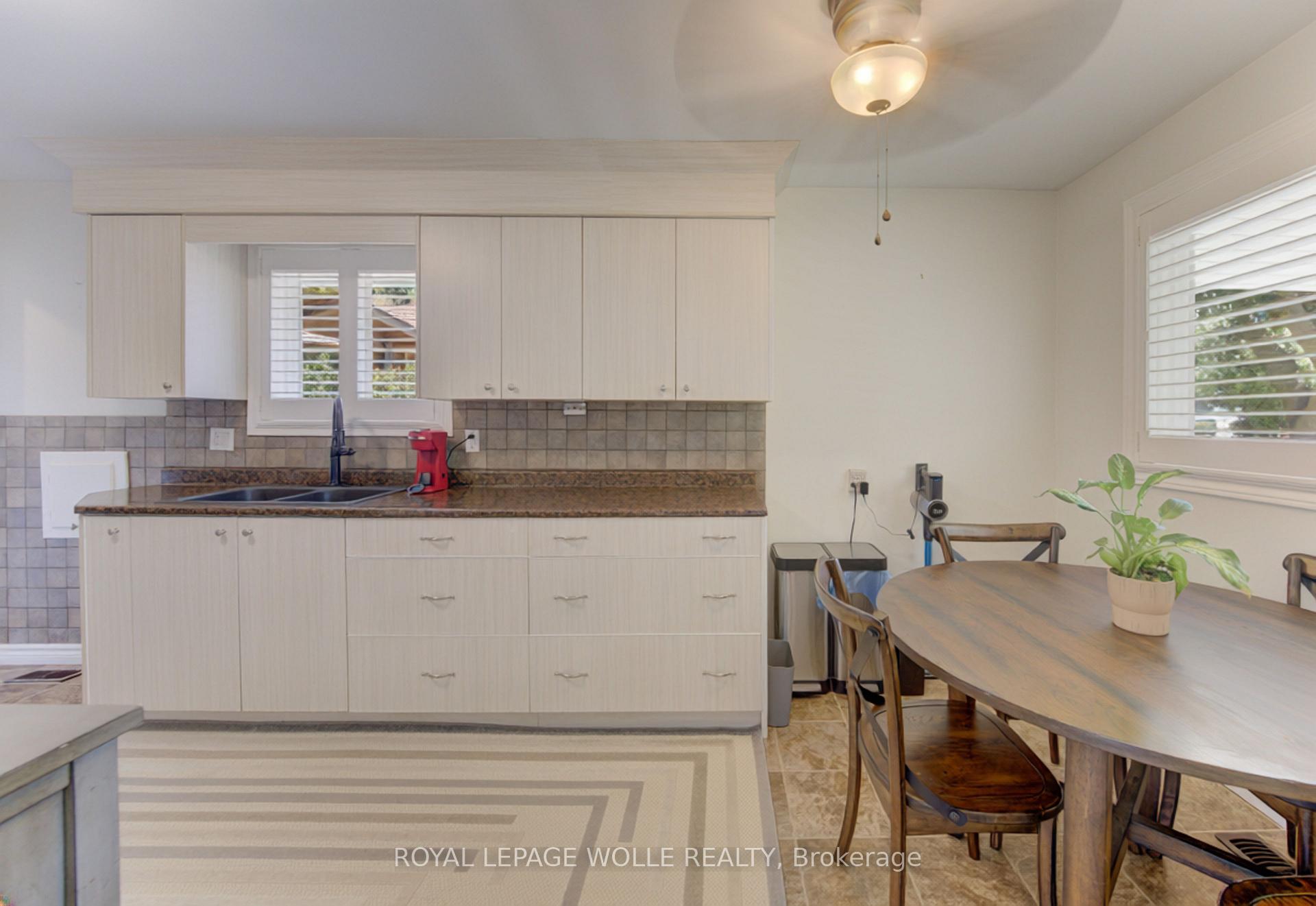 Photo 7 of 144 Holborn Drive, Kitchener, Stanley Park — HOMEH
