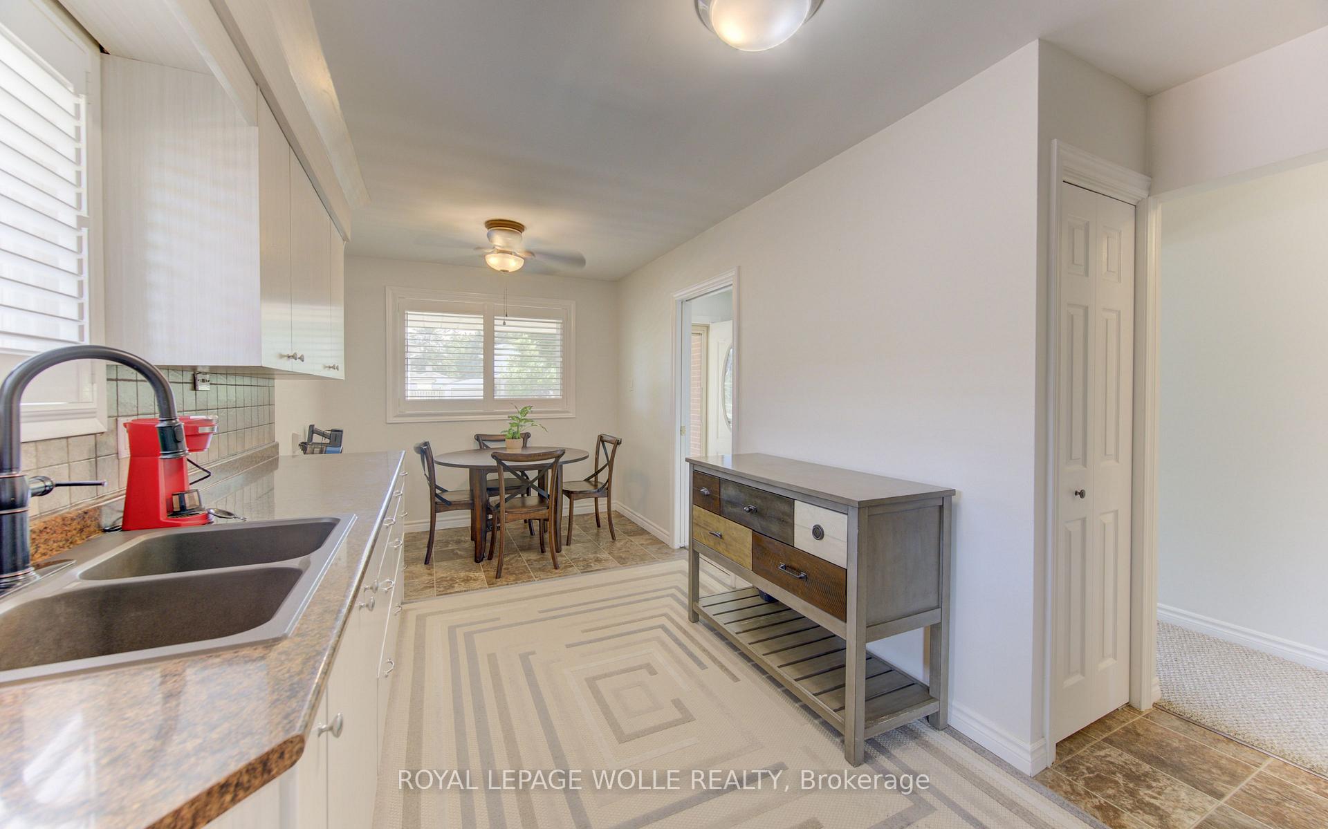 Photo 12 of 144 Holborn Drive, Kitchener, Stanley Park — HOMEH