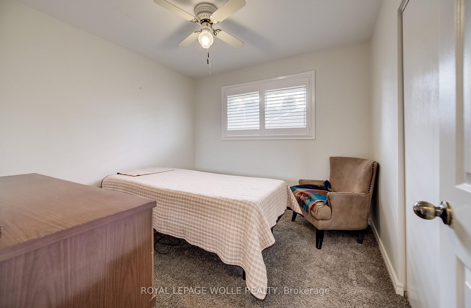 Photo 15 of 144 Holborn Drive, Kitchener, Stanley Park — HOMEH