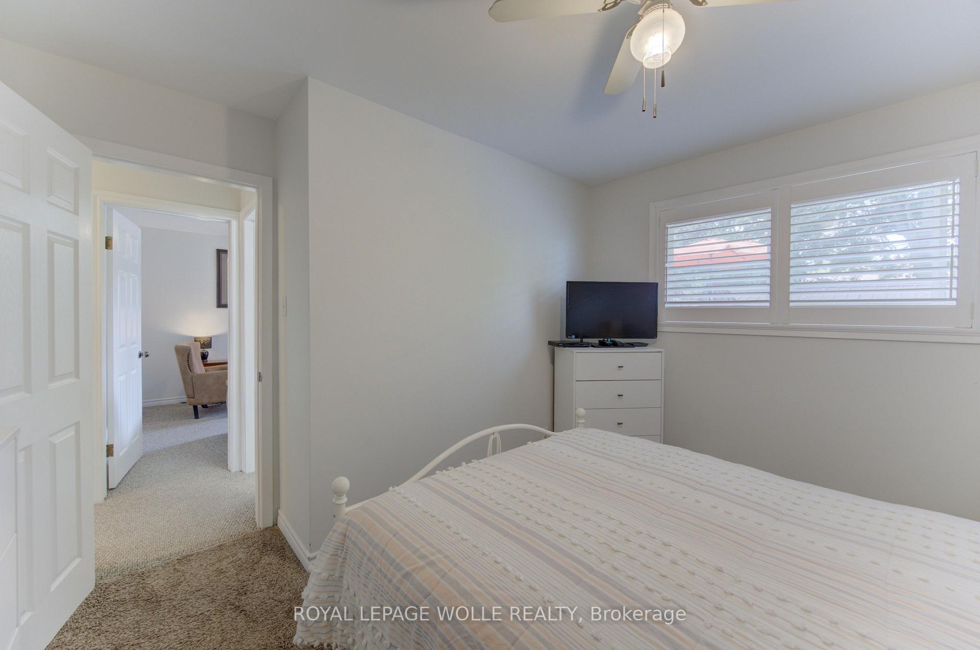 Photo 19 of 144 Holborn Drive, Kitchener, Stanley Park — HOMEH