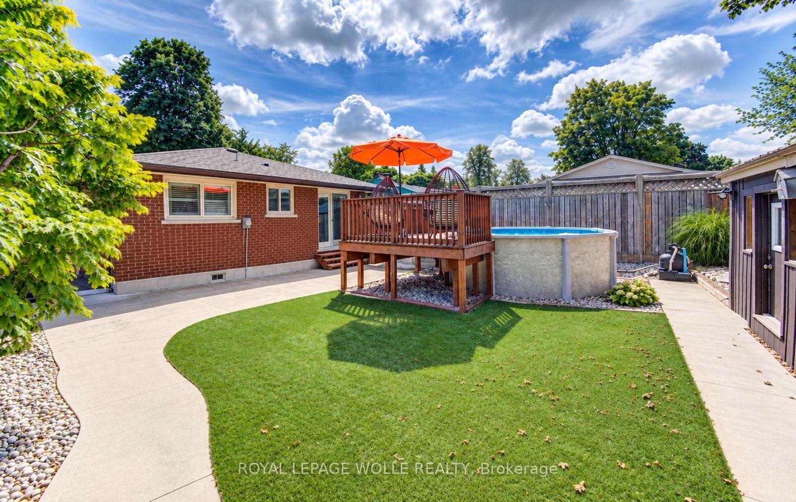 Photo 35 of 144 Holborn Drive, Kitchener, Stanley Park — HOMEH