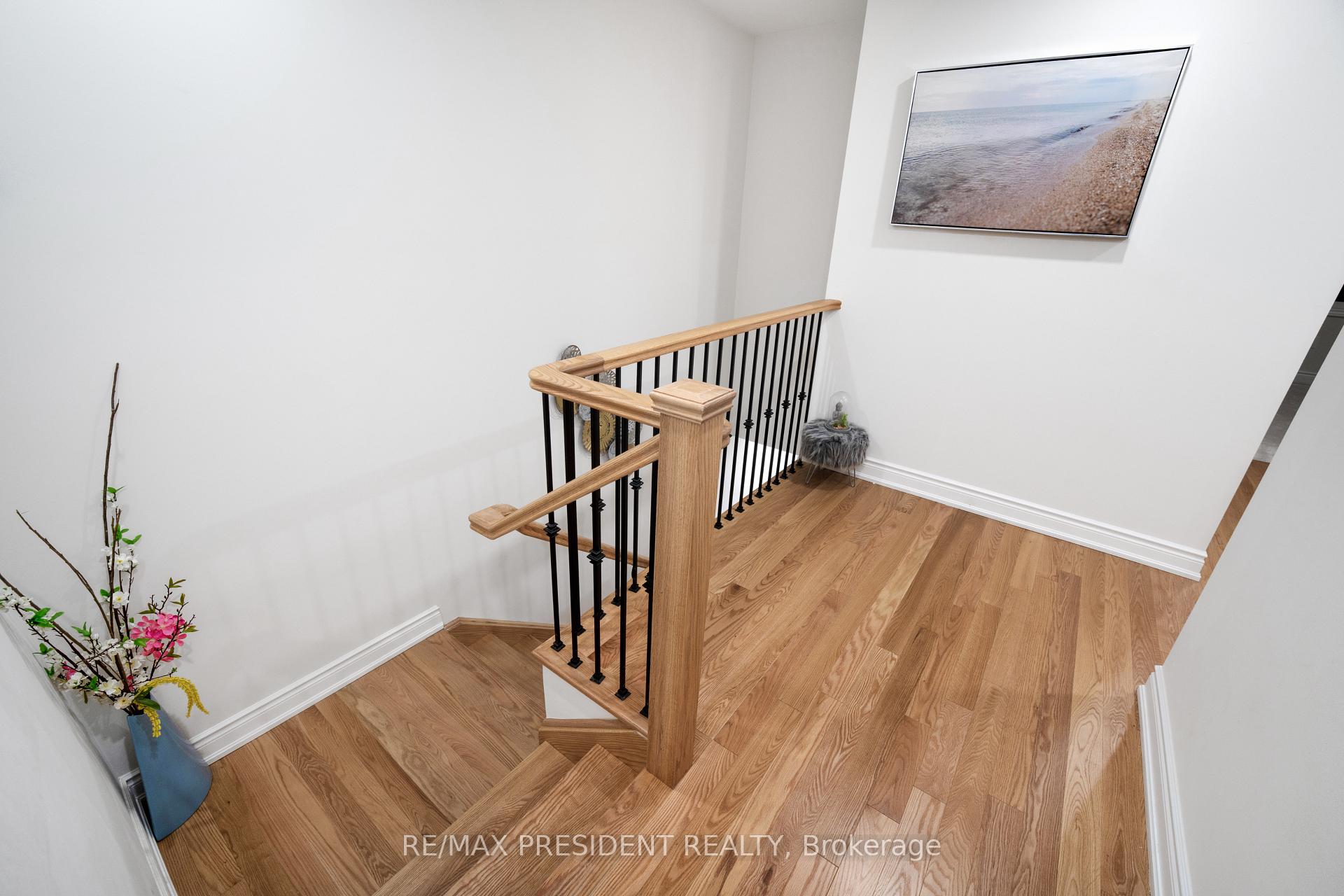 Photo 12 of 3377 Sixth Line, Oakville, Glenorchy — HOMEH