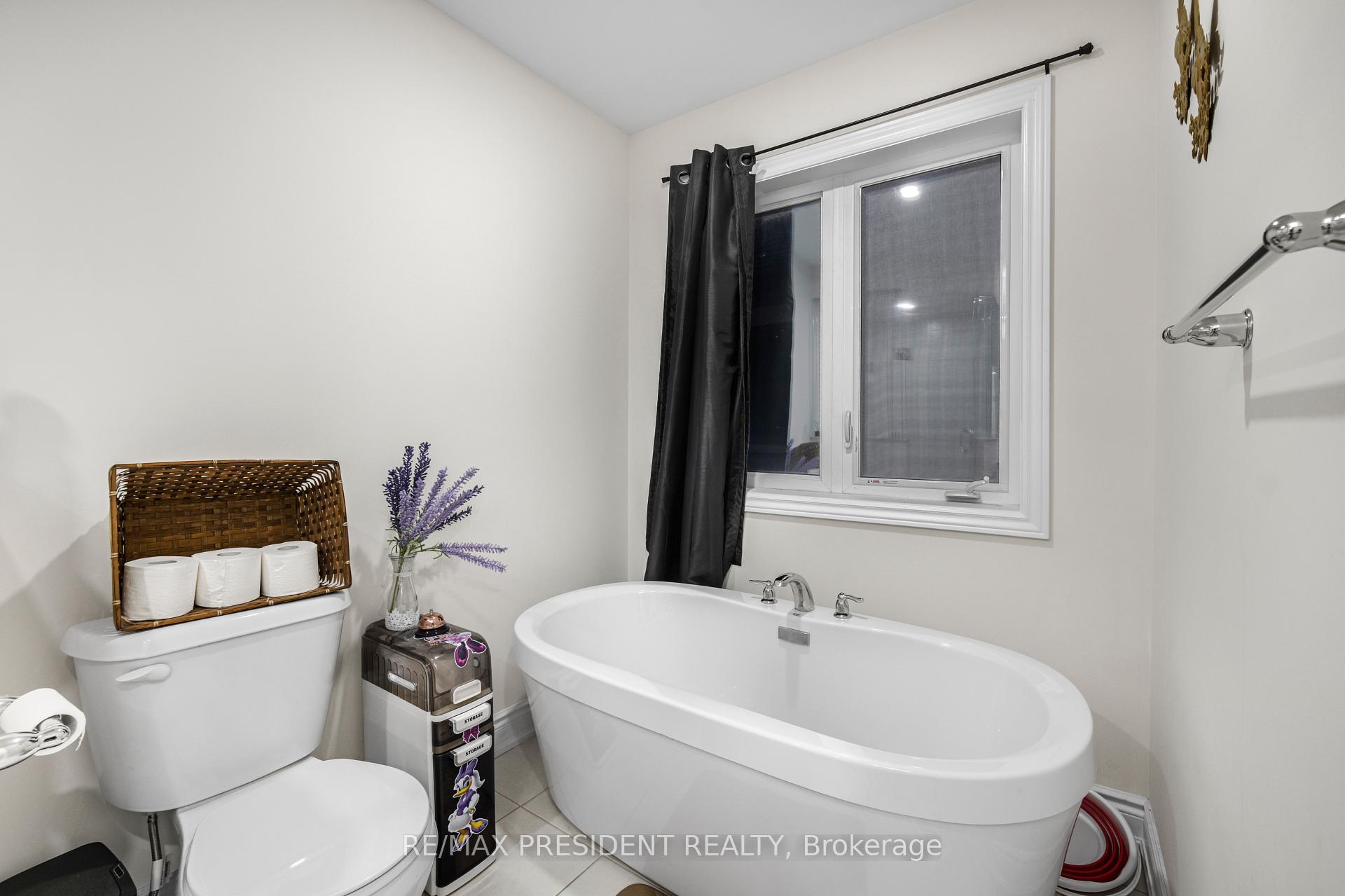 Photo 17 of 3377 Sixth Line, Oakville, Glenorchy — HOMEH