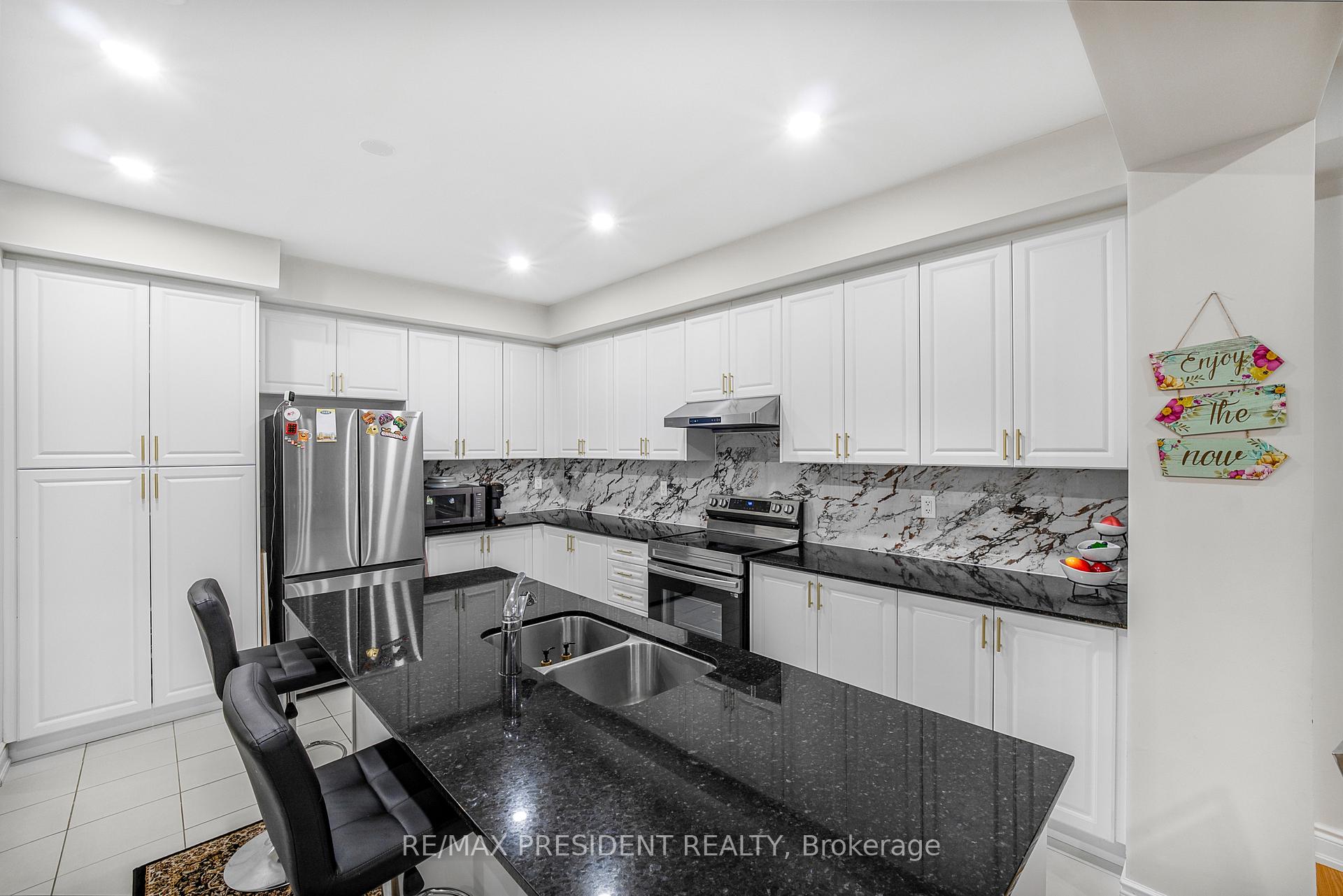 Photo 20 of 3377 Sixth Line, Oakville, Glenorchy — HOMEH