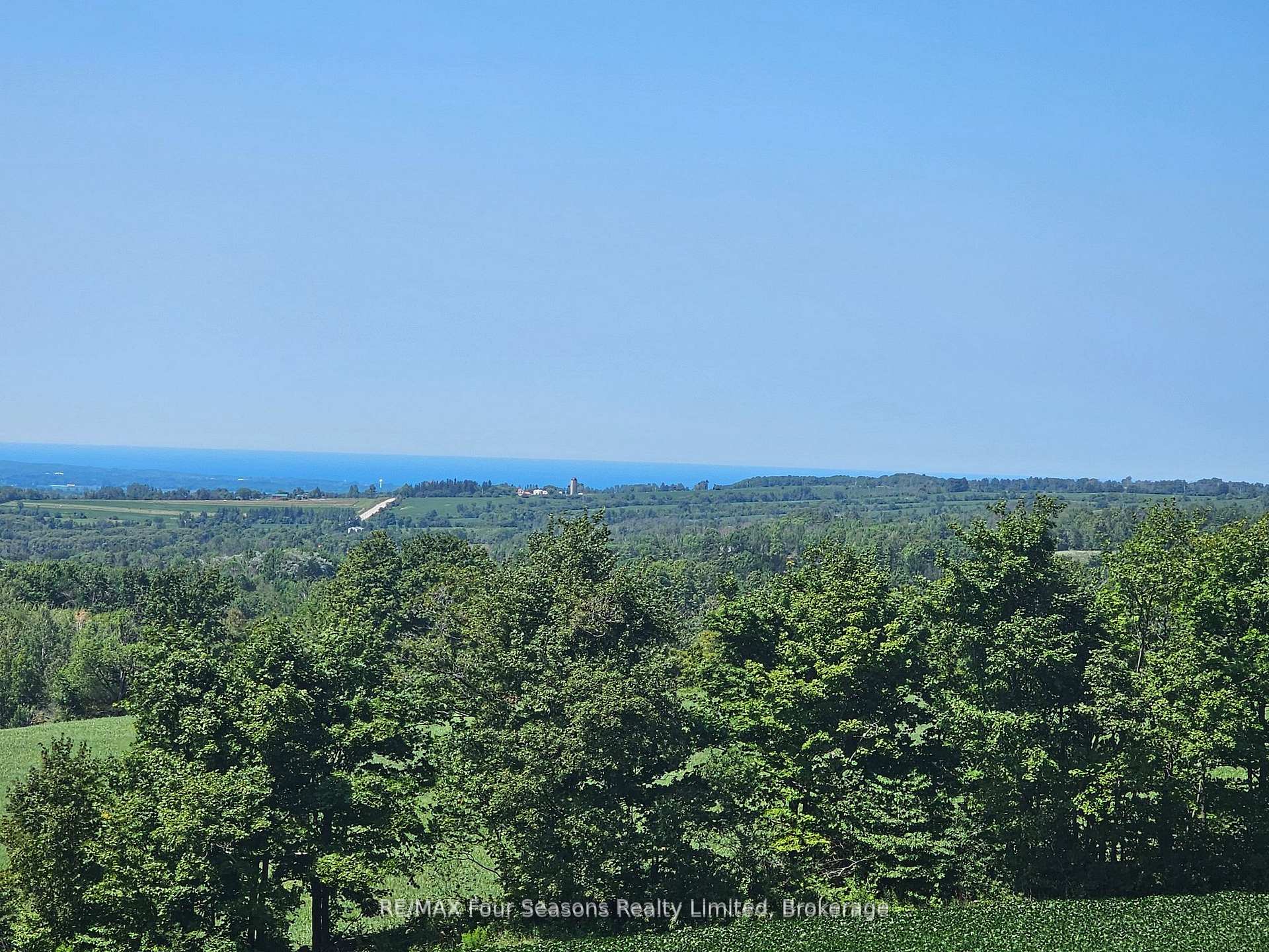 Photo 3 of 495529 Grey Road 2, Blue Mountains — HOMEH