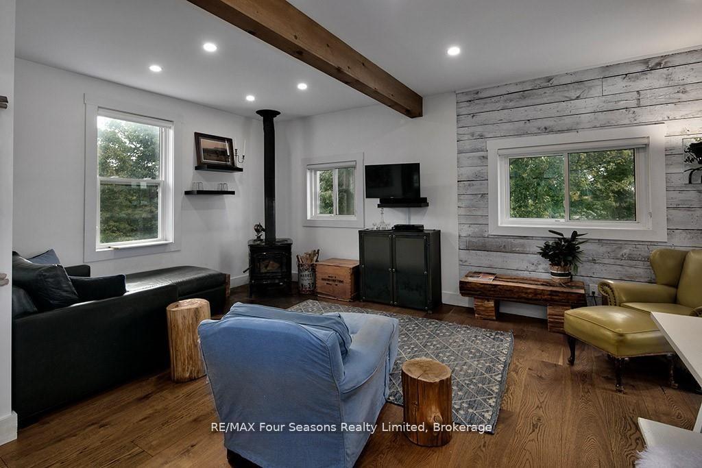 Photo 10 of 495529 Grey Road 2, Blue Mountains — HOMEH