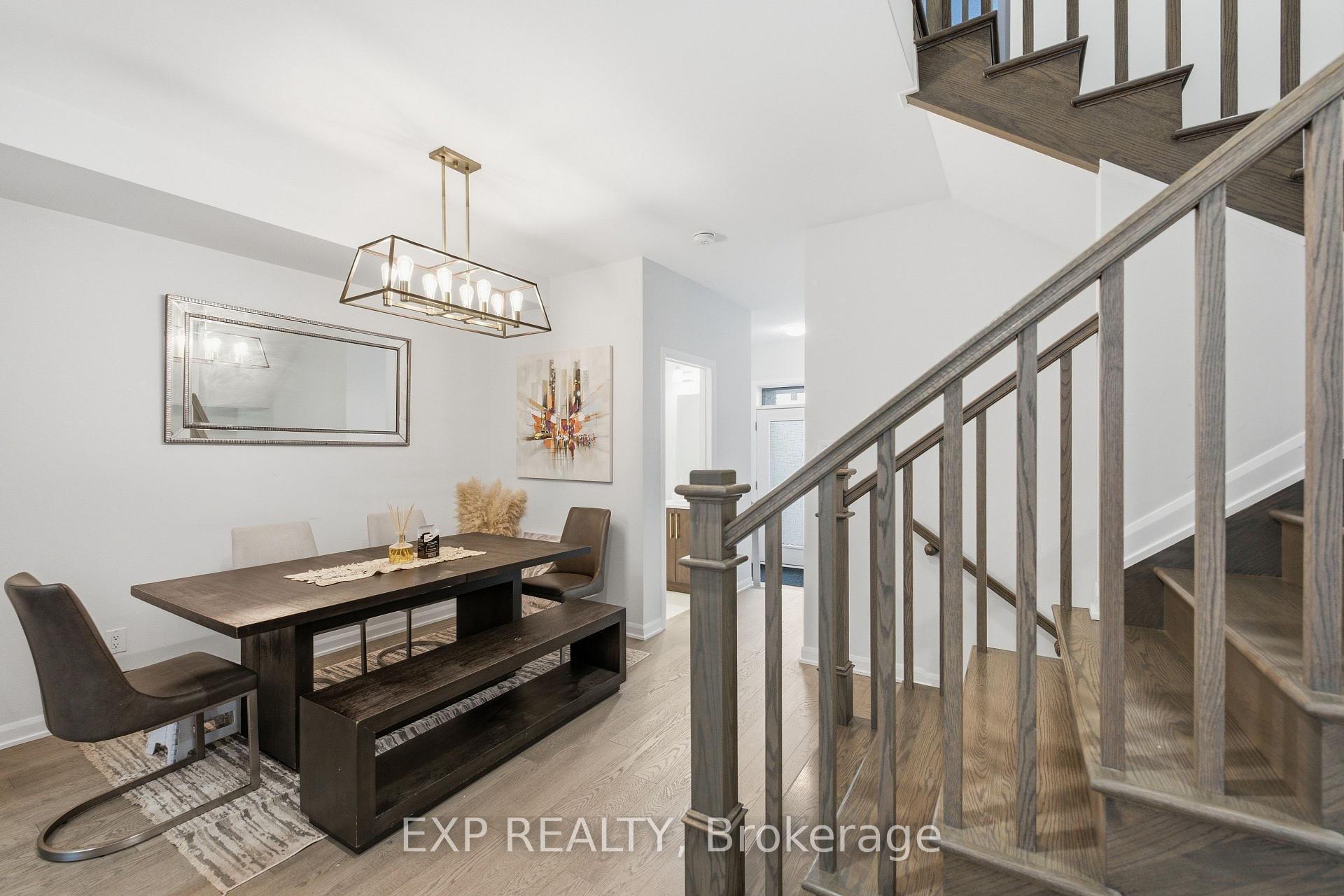 Photo 8 of 23 Finglas Court, Ottawa, Barrhaven - Half Moon Bay — HOMEH