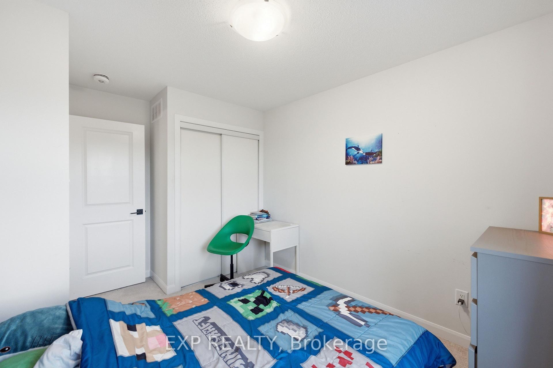 Photo 21 of 23 Finglas Court, Ottawa, Barrhaven - Half Moon Bay — HOMEH