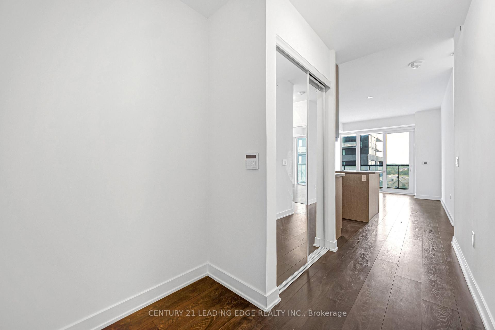 Photo 4 of Unit 707, 95 Oneida Crescent, Richmond Hill, Langstaff — HOMEH