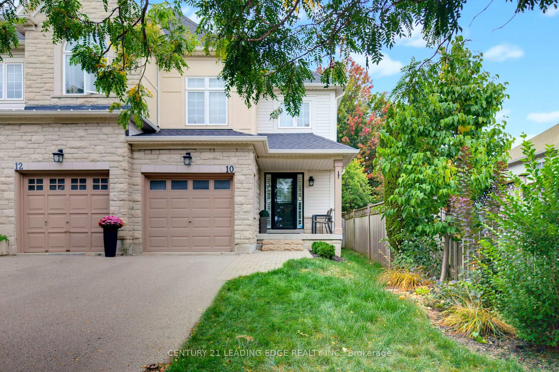 Photo of 10 Dodds Square