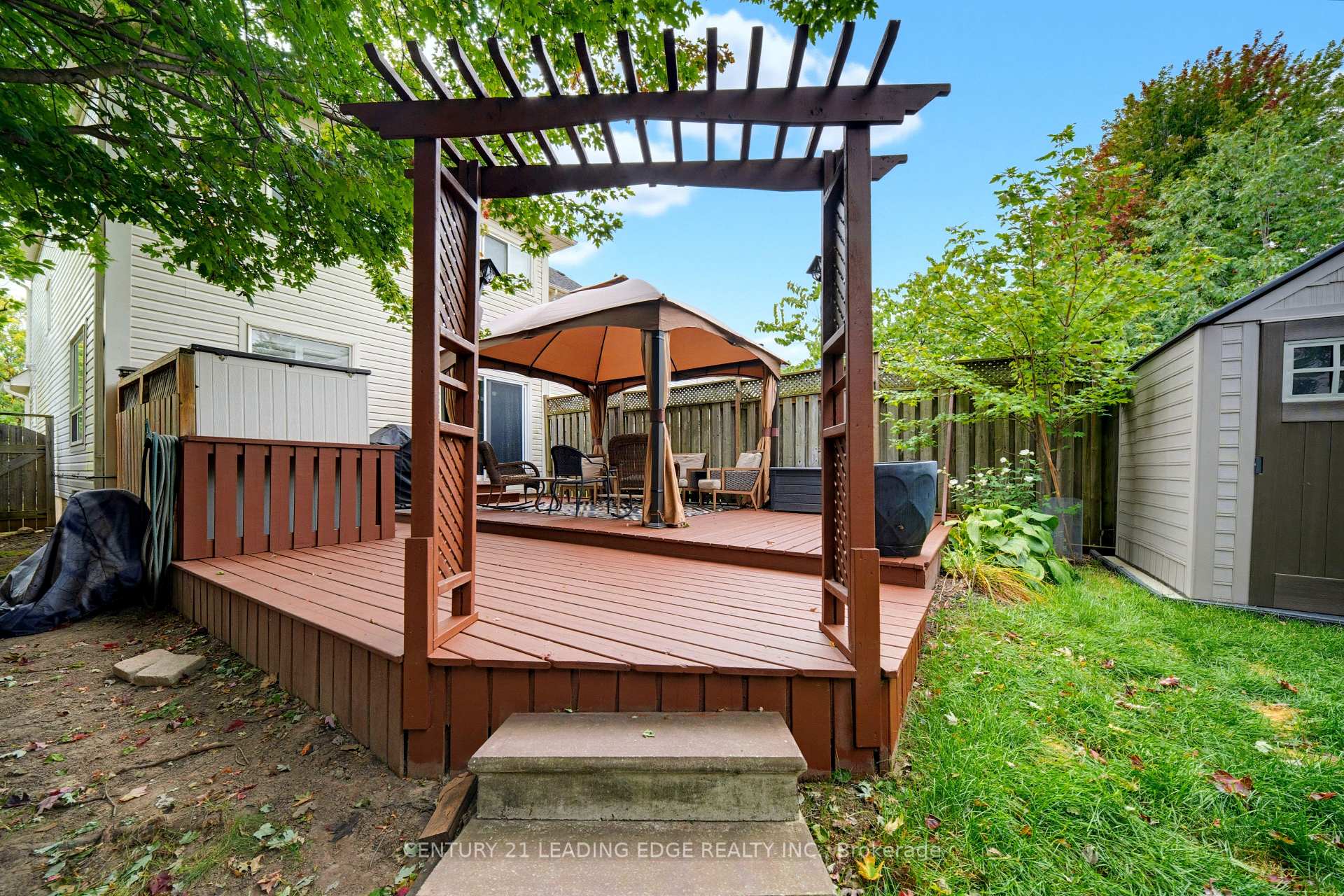 Photo 53 of 10 Dodds Square, Clarington, Bowmanville — HOMEH