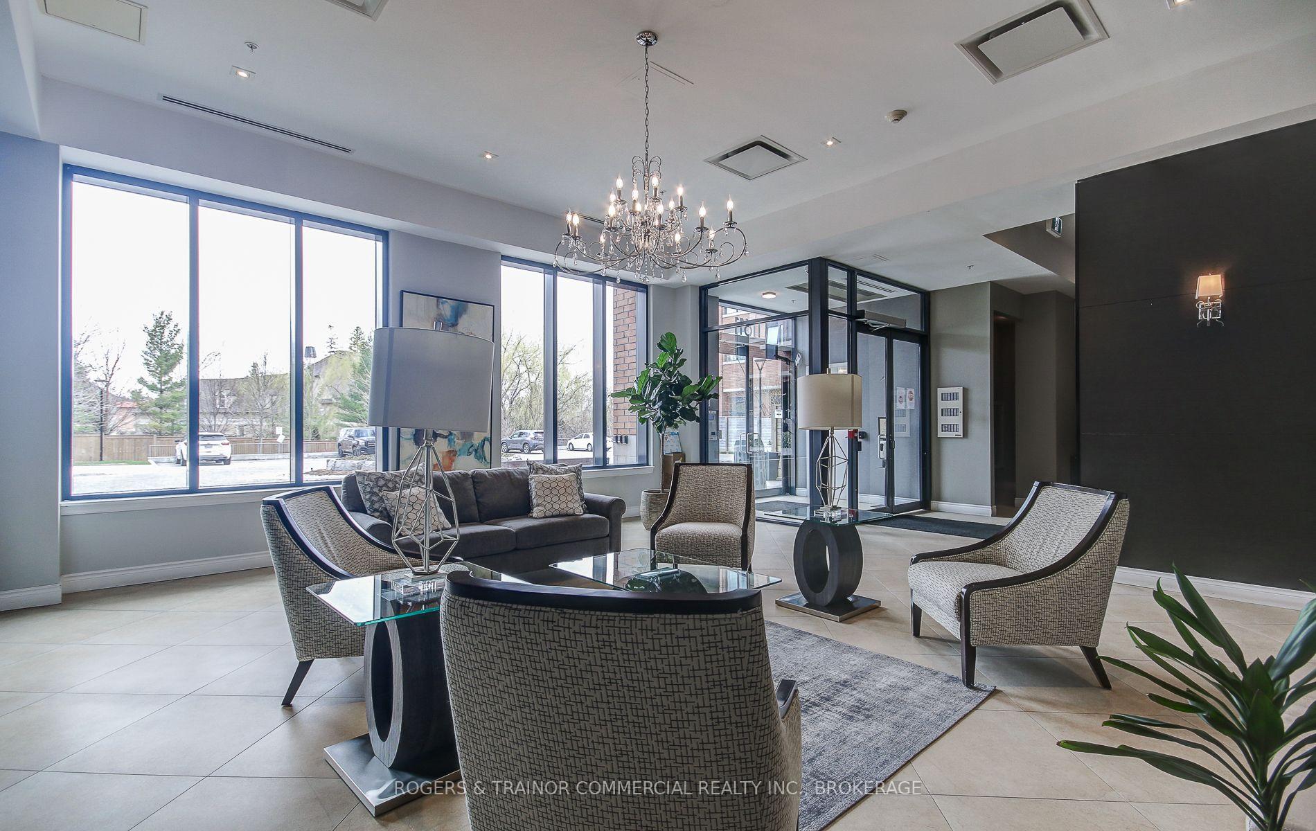 Photo 8 of Unit 109, 11611 Yonge Street, Richmond Hill, Jefferson — HOMEH