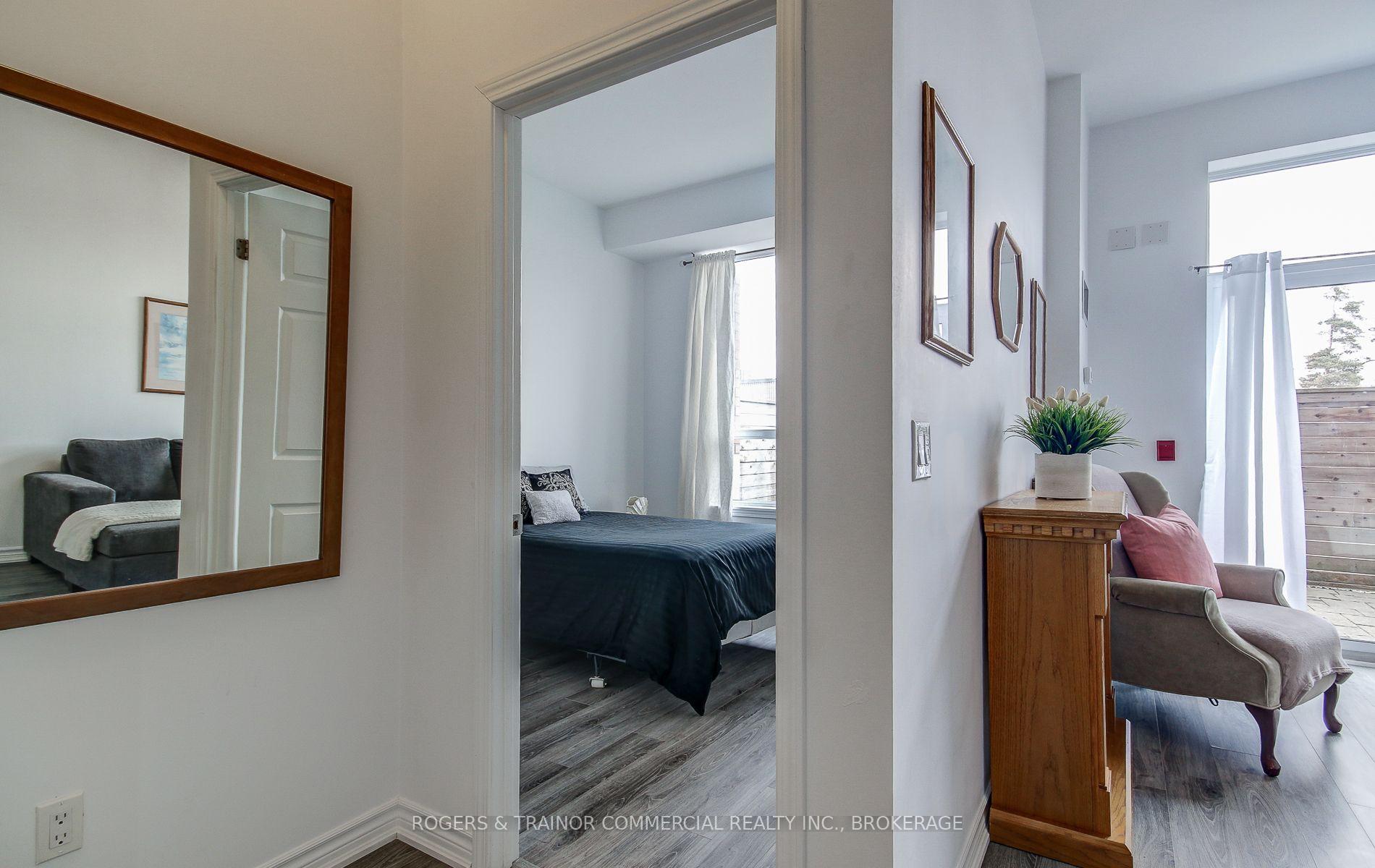 Photo 21 of Unit 109, 11611 Yonge Street, Richmond Hill, Jefferson — HOMEH
