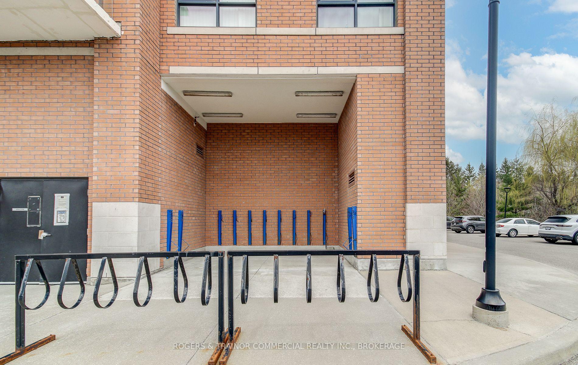 Photo 34 of Unit 109, 11611 Yonge Street, Richmond Hill, Jefferson — HOMEH